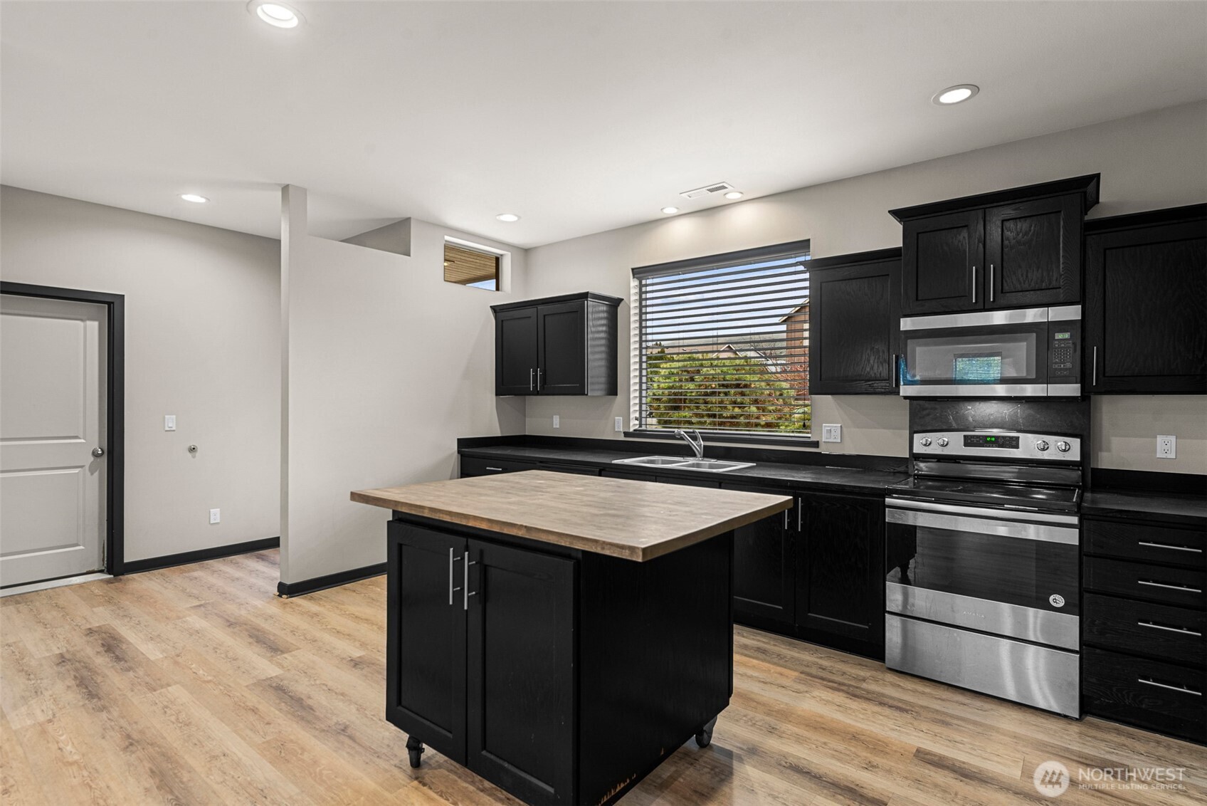 1467 Melissa Way