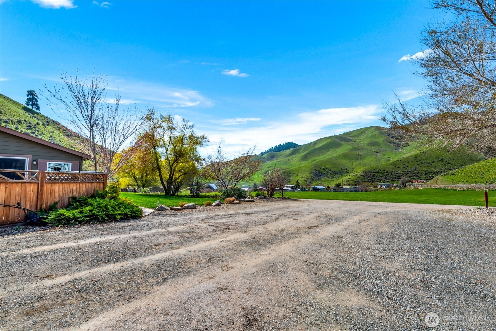 61 Twin Ponds Lane