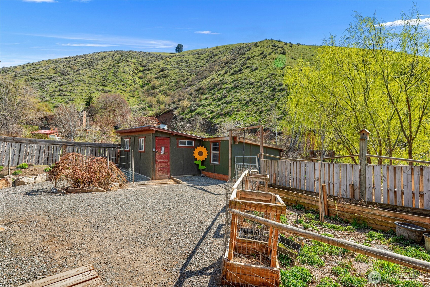61 Twin Ponds Lane