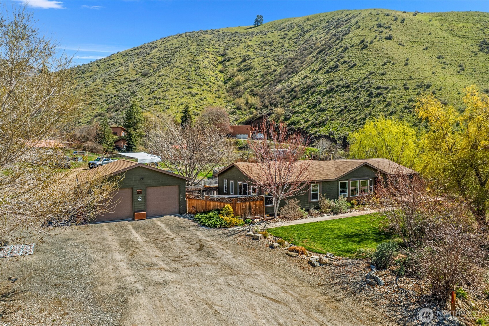 61 Twin Ponds Lane