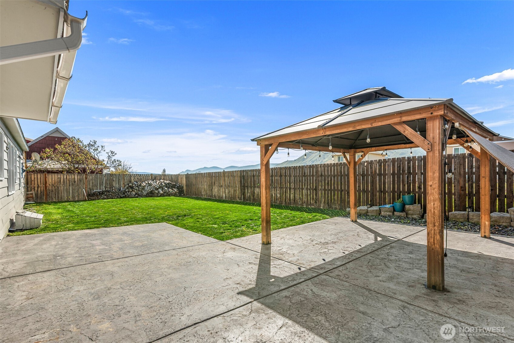565 Crawford Avenue
