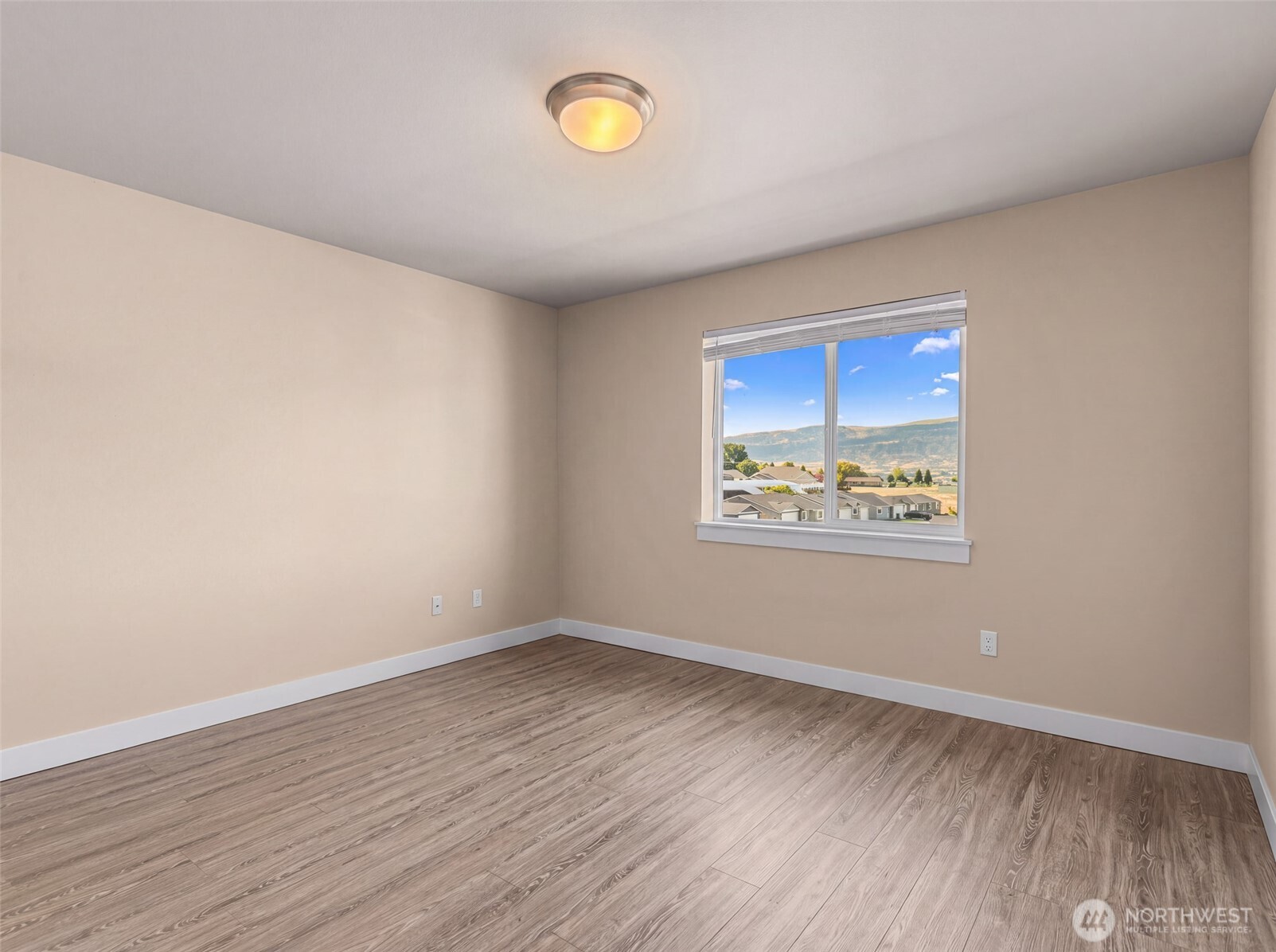 284 S Nevada
