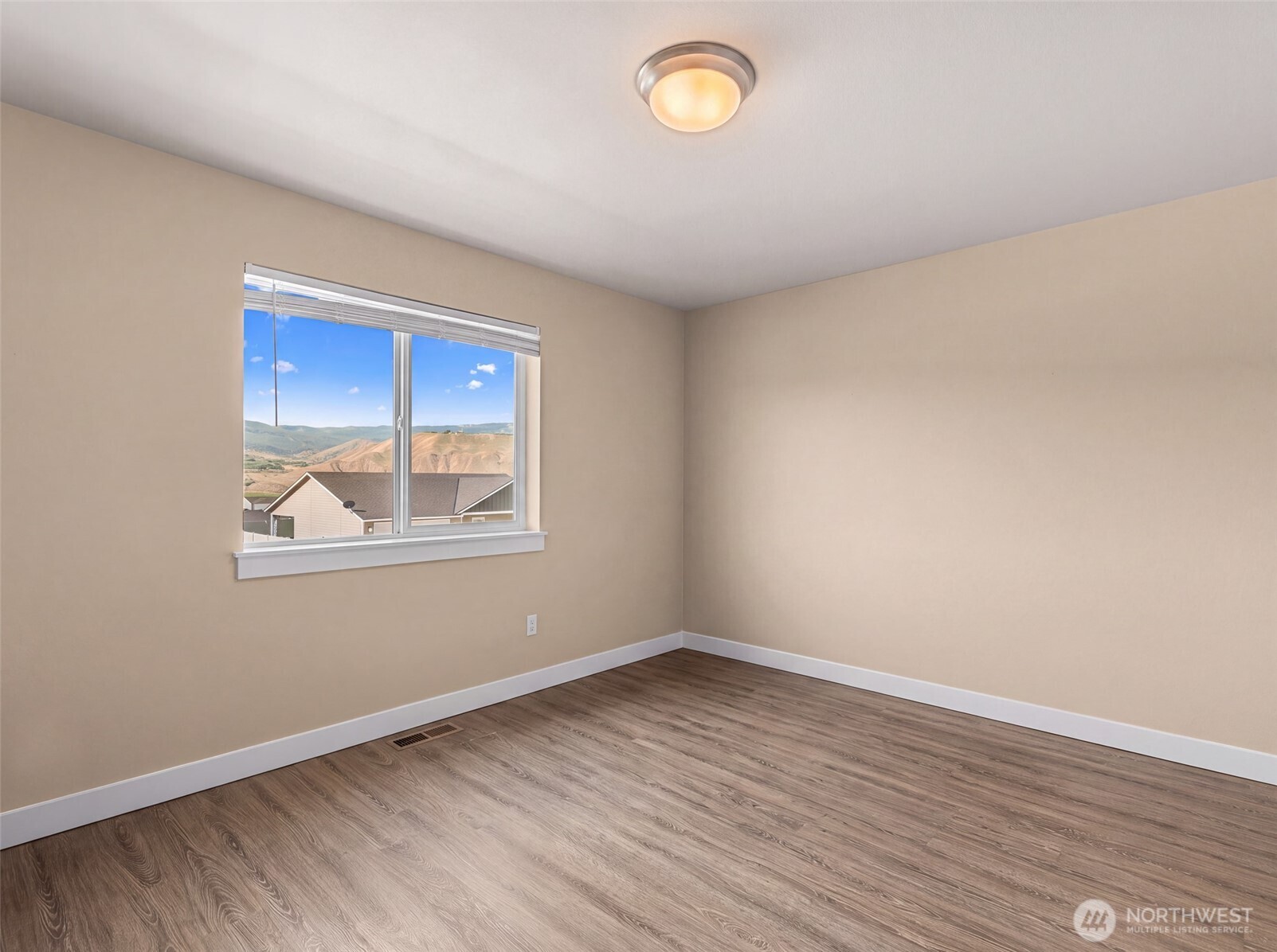 284 S Nevada