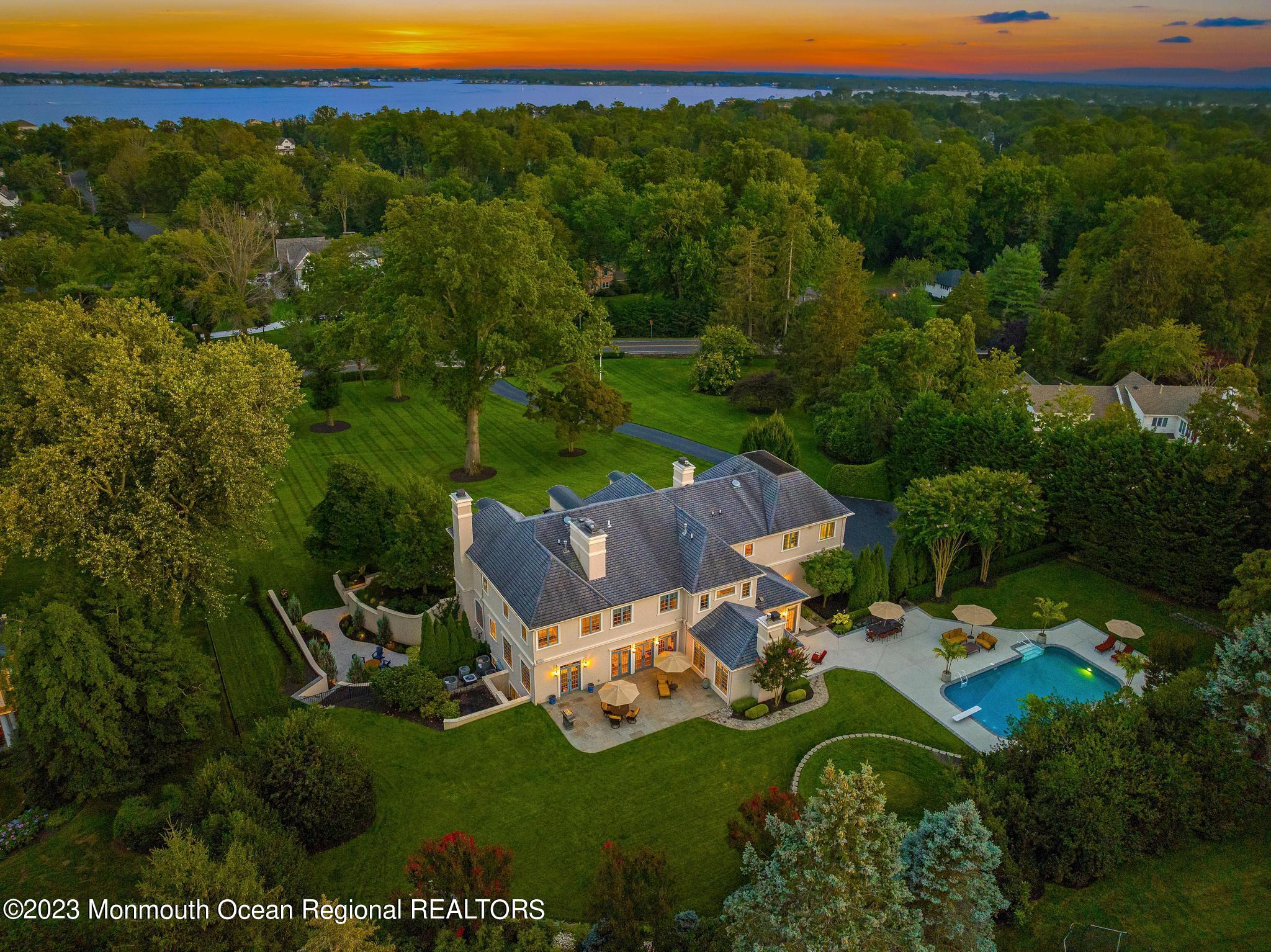 122 Rumson Road
