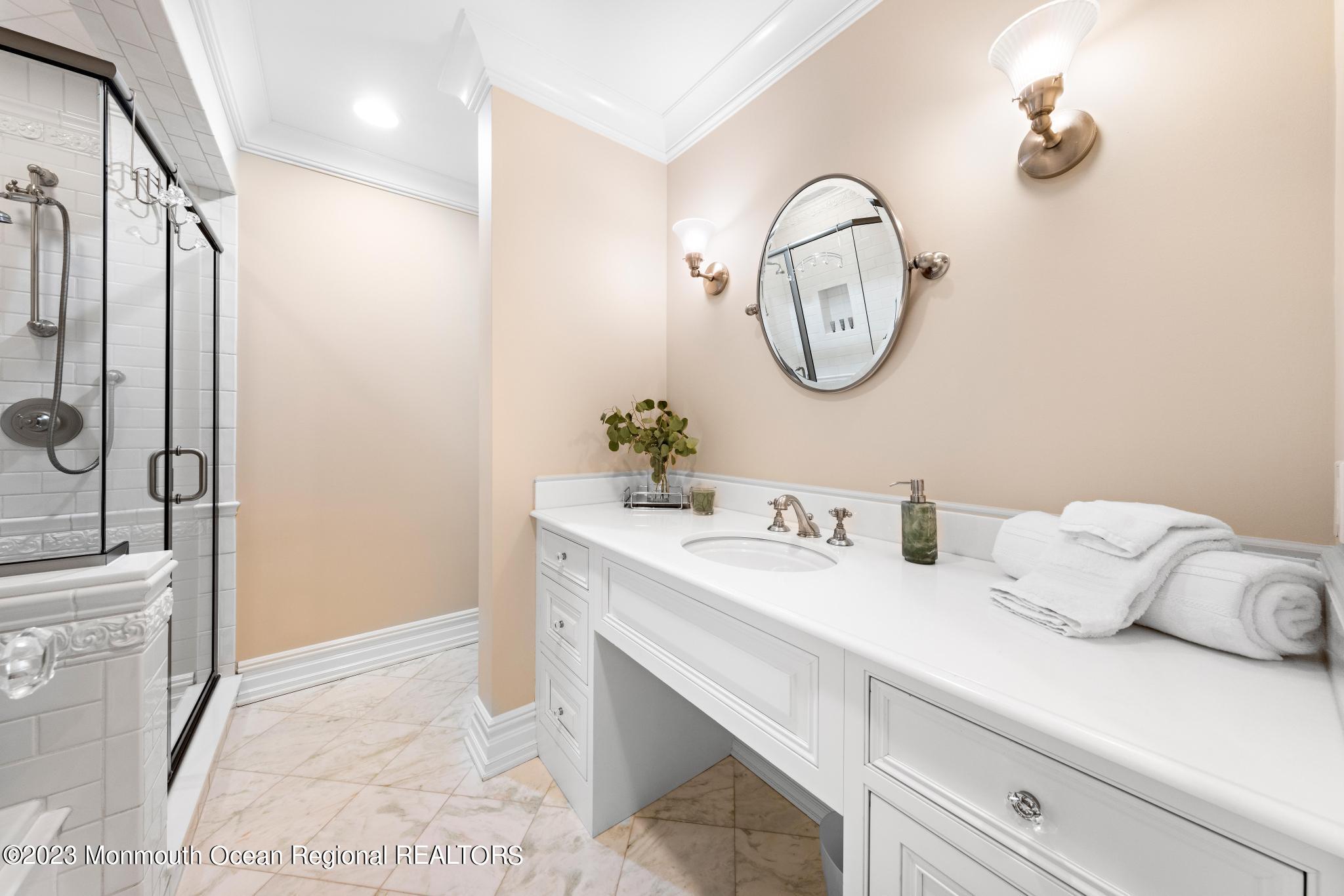 122 Rumson Road