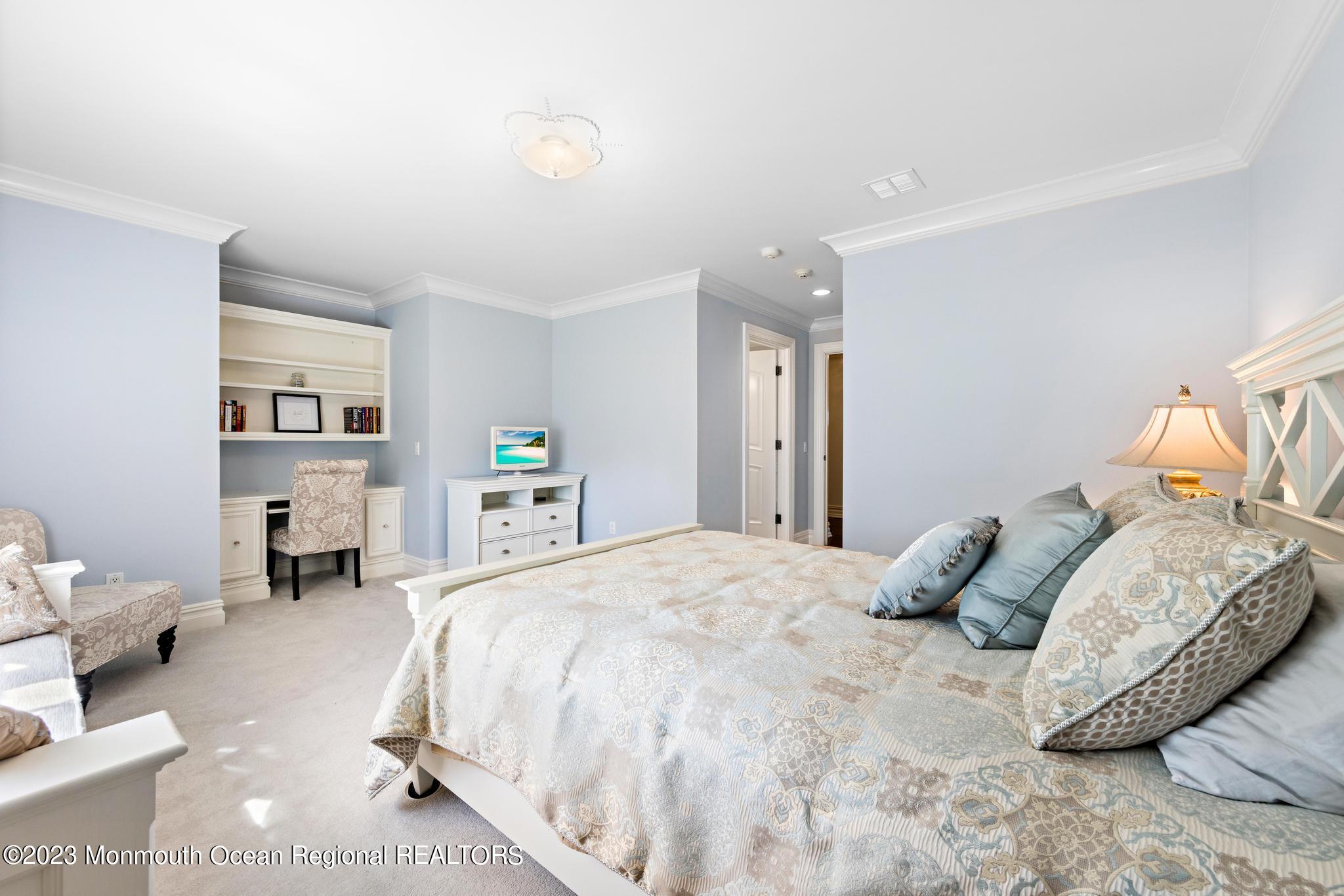 122 Rumson Road