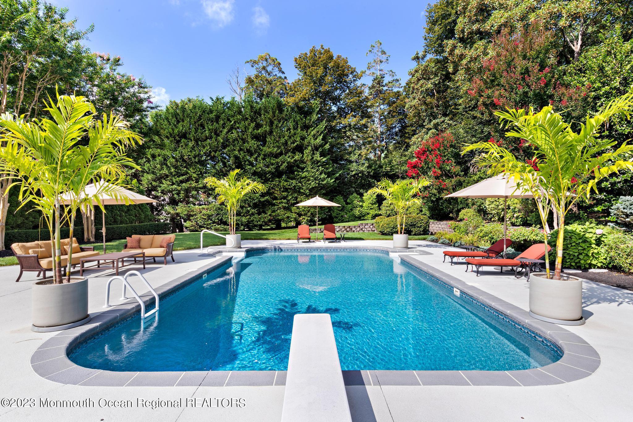 122 Rumson Road