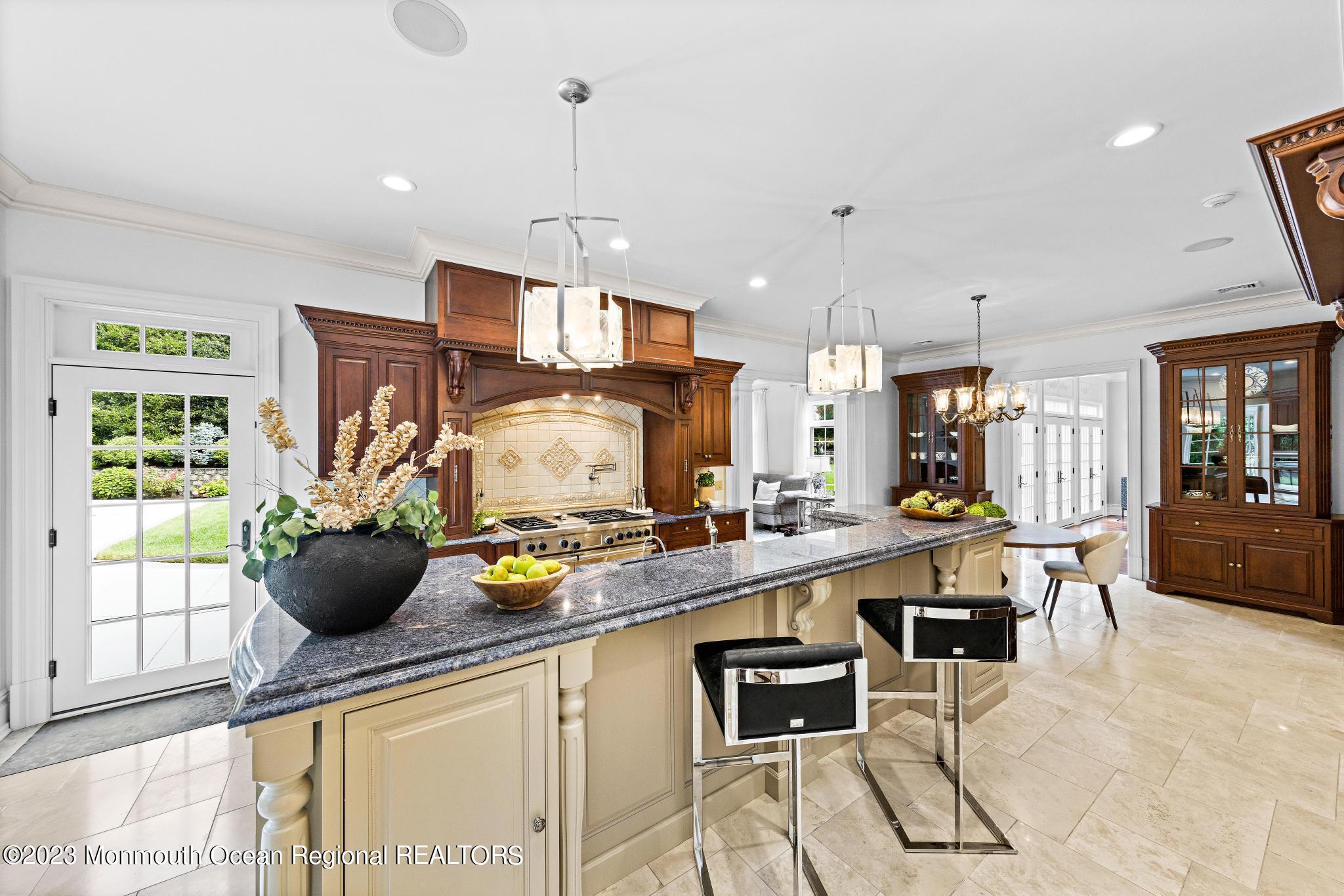 122 Rumson Road