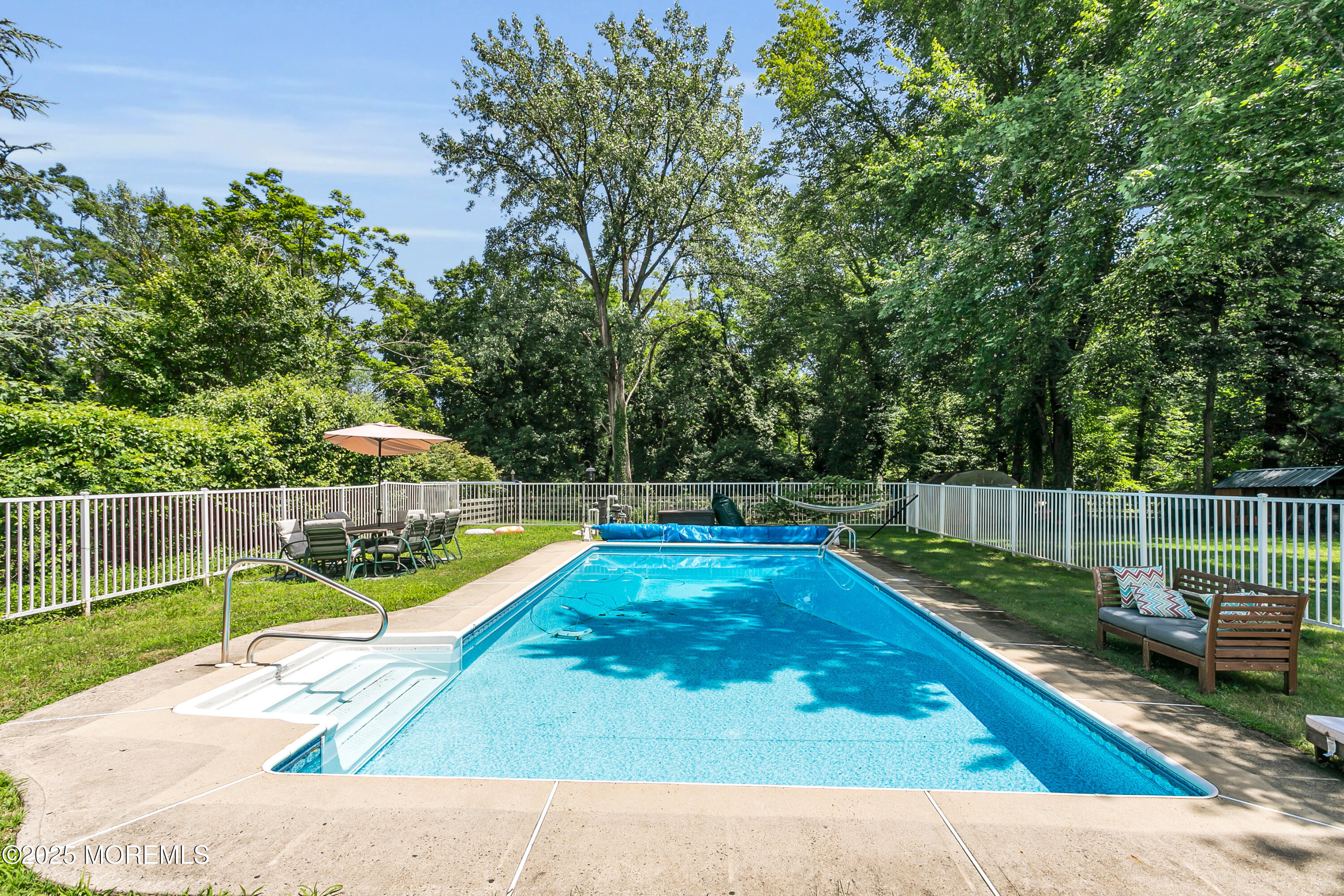 180 Grand Avenue