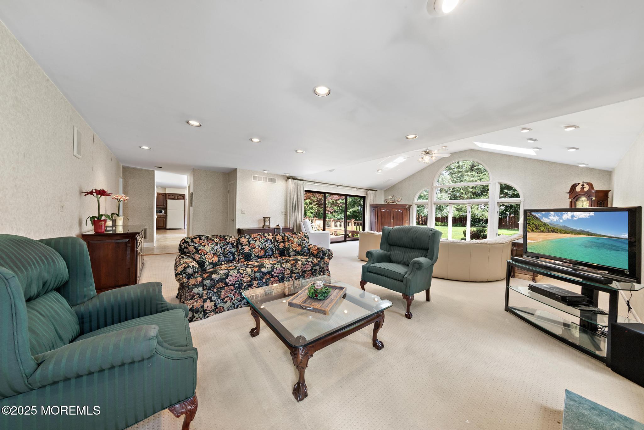 18 Mulberry Lane