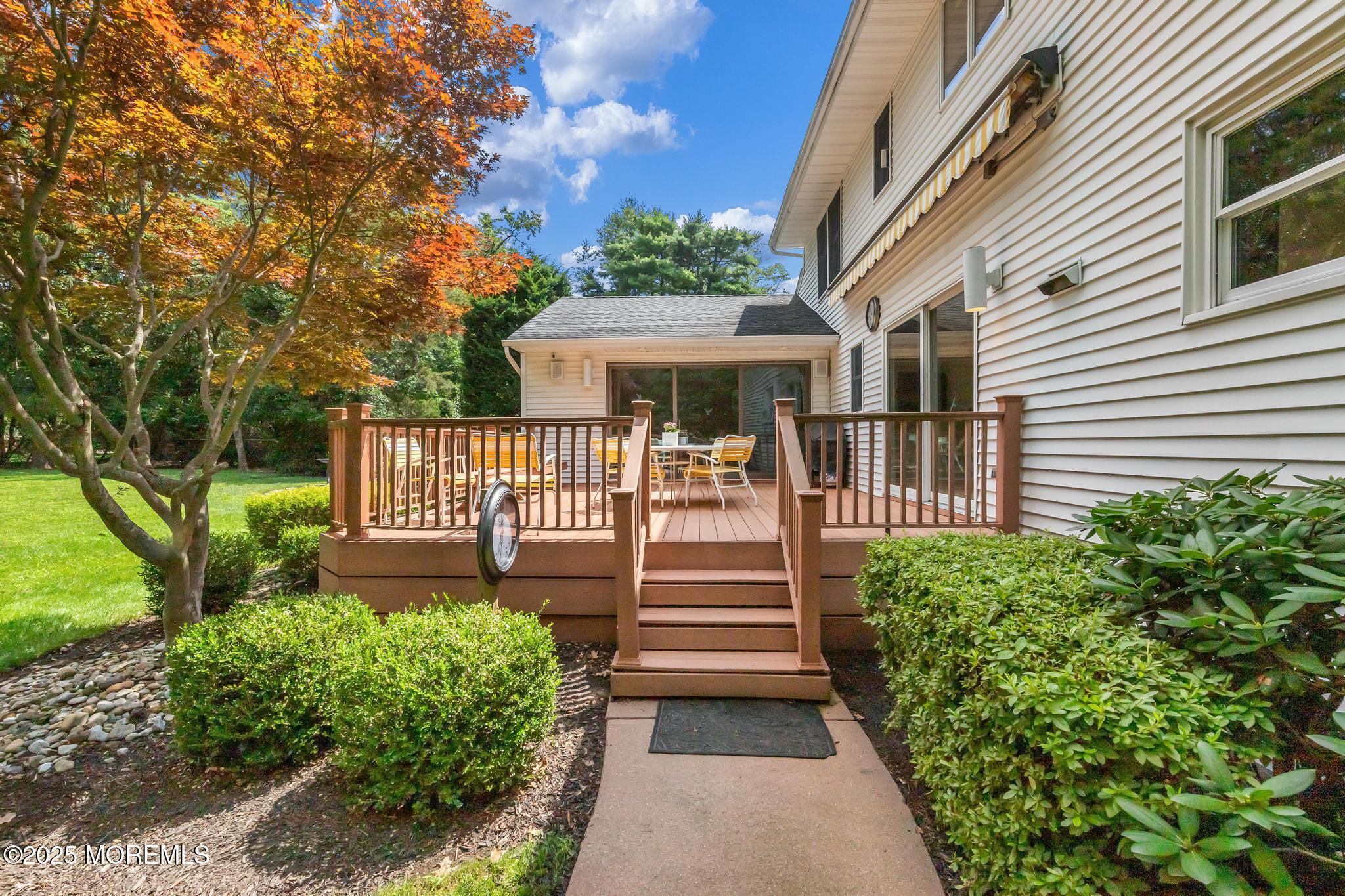 18 Mulberry Lane