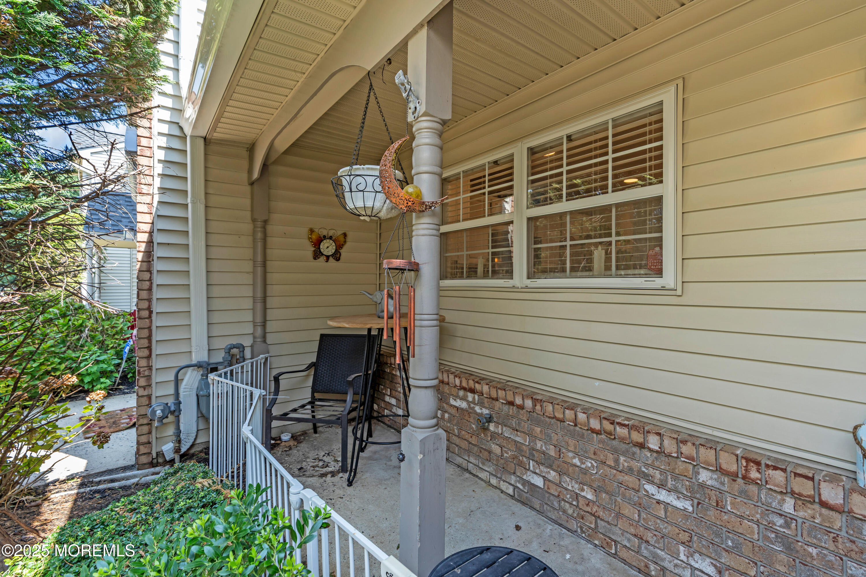 9 Ambrose Lane, 141