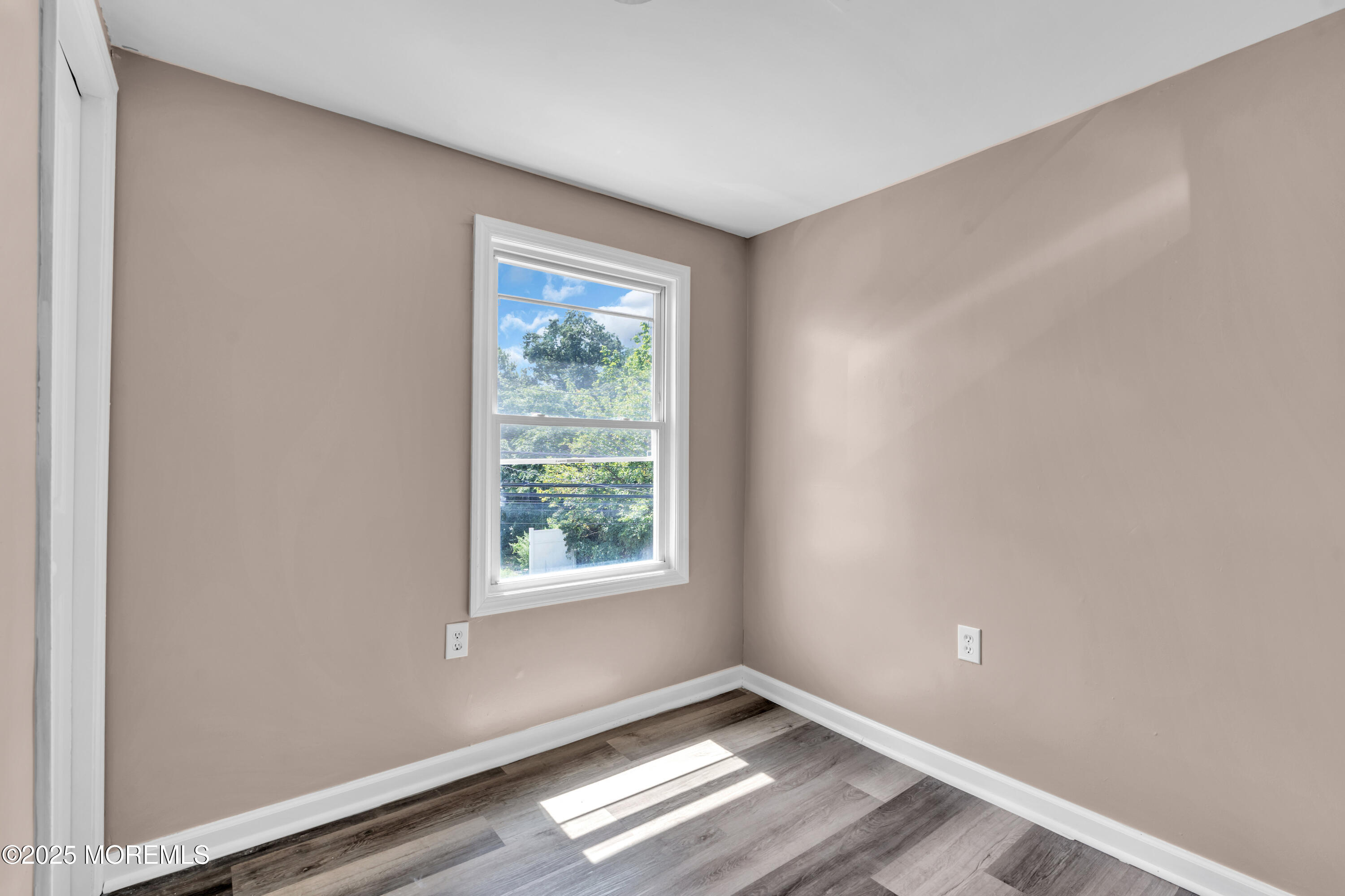 143 Center Avenue