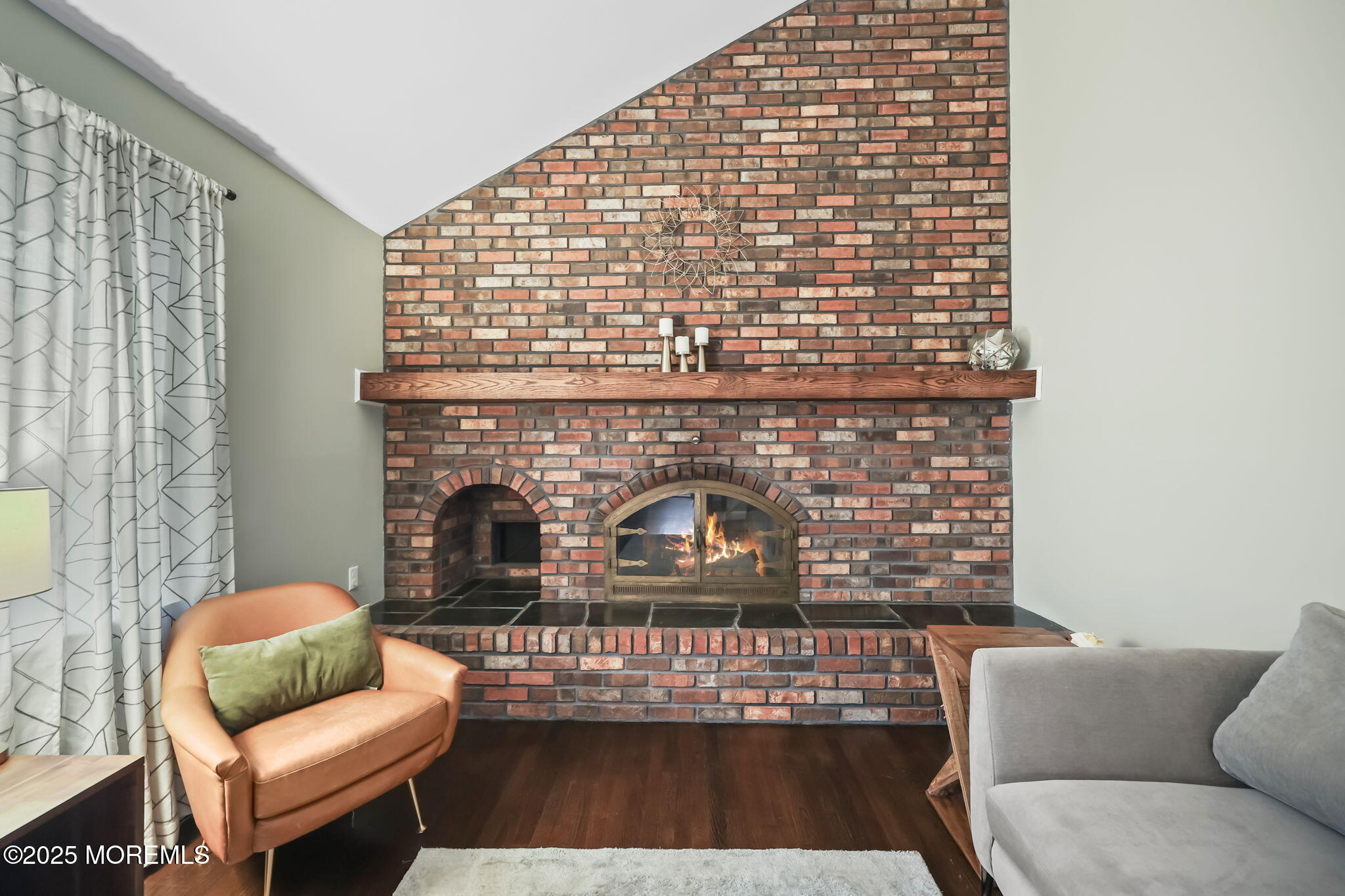 13 Woodland Road
