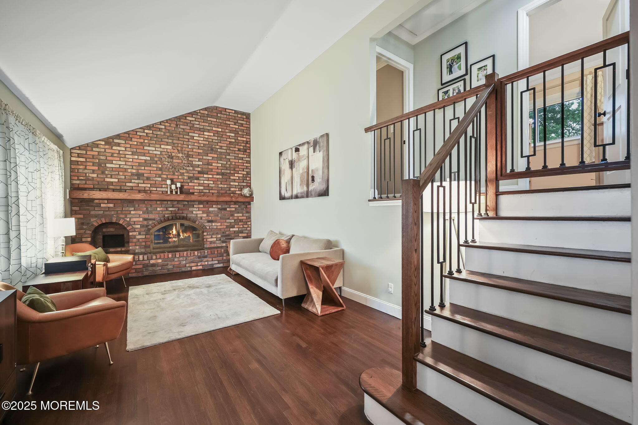 13 Woodland Road