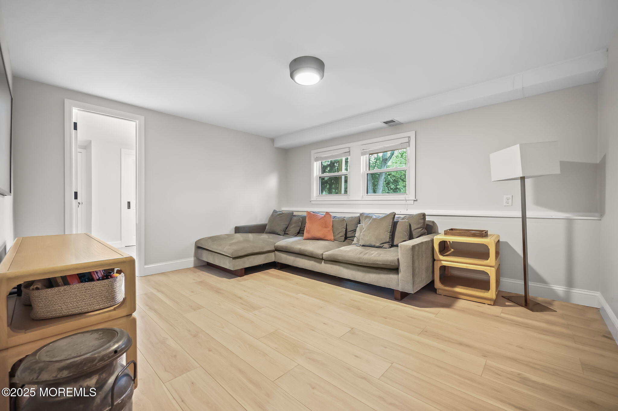 13 Woodland Road