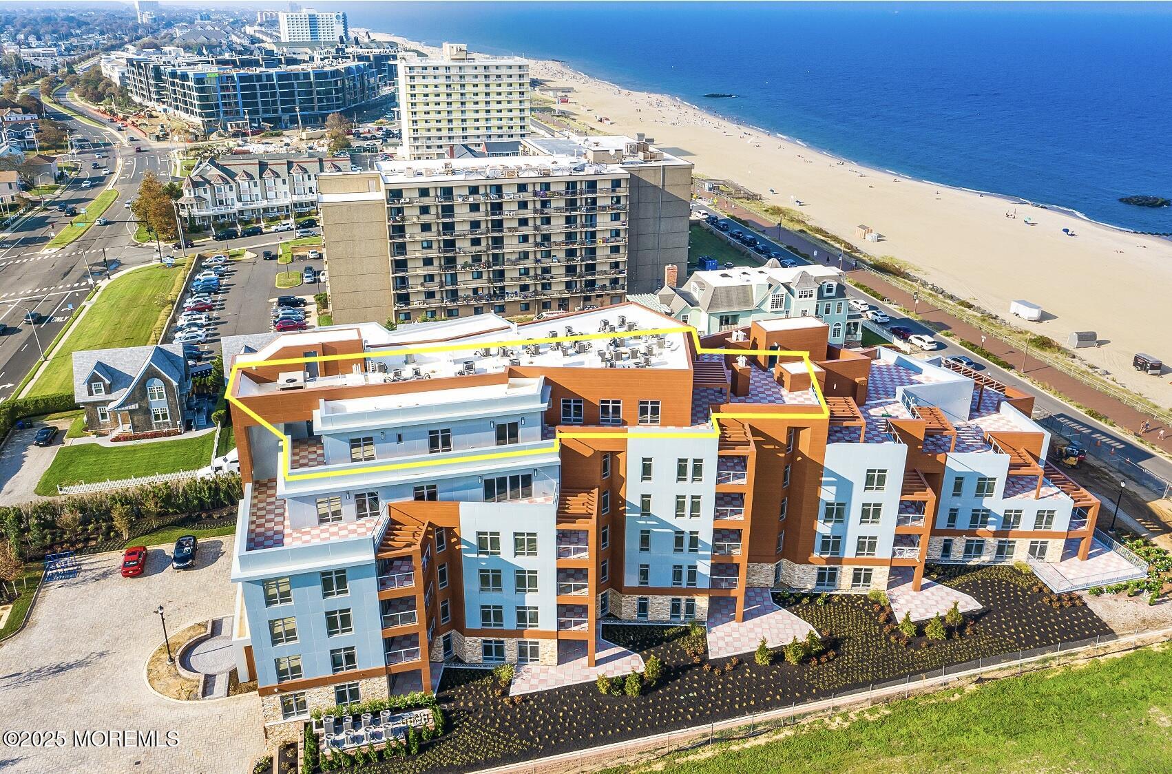 345 Ocean Boulevard, PH 602