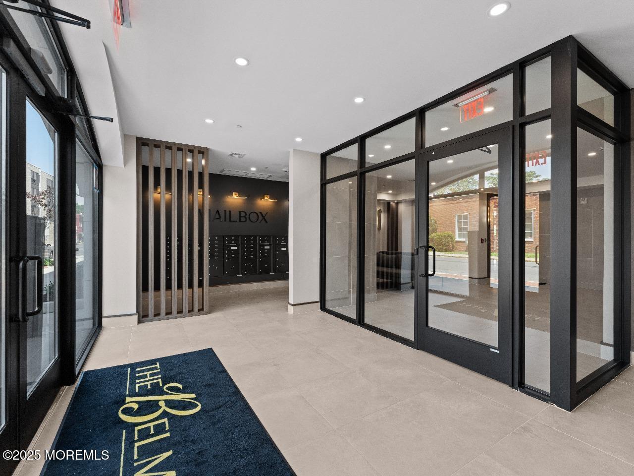 27 3rd Avenue