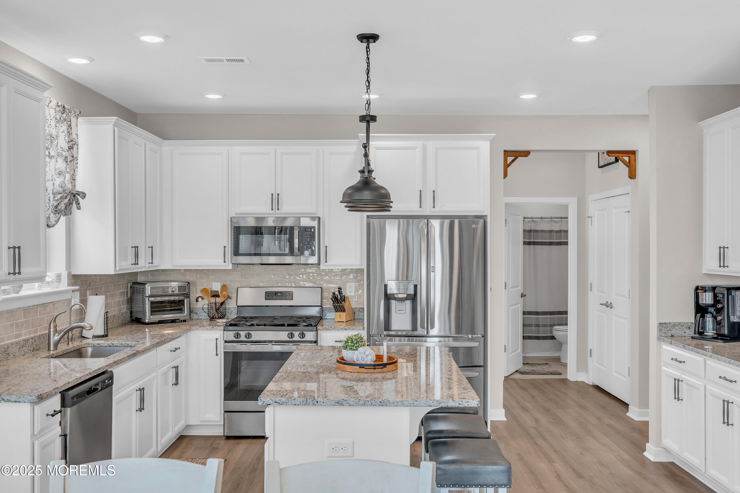 21 Gulfstream Road