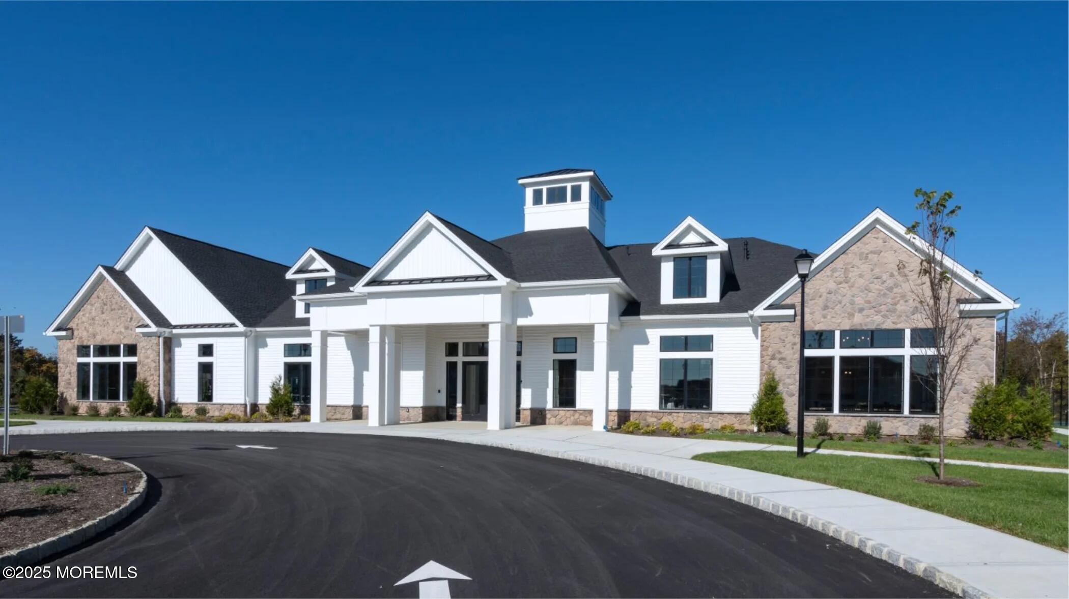 21 Gulfstream Road