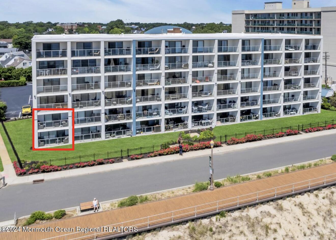 510 Ocean Avenue N, 10