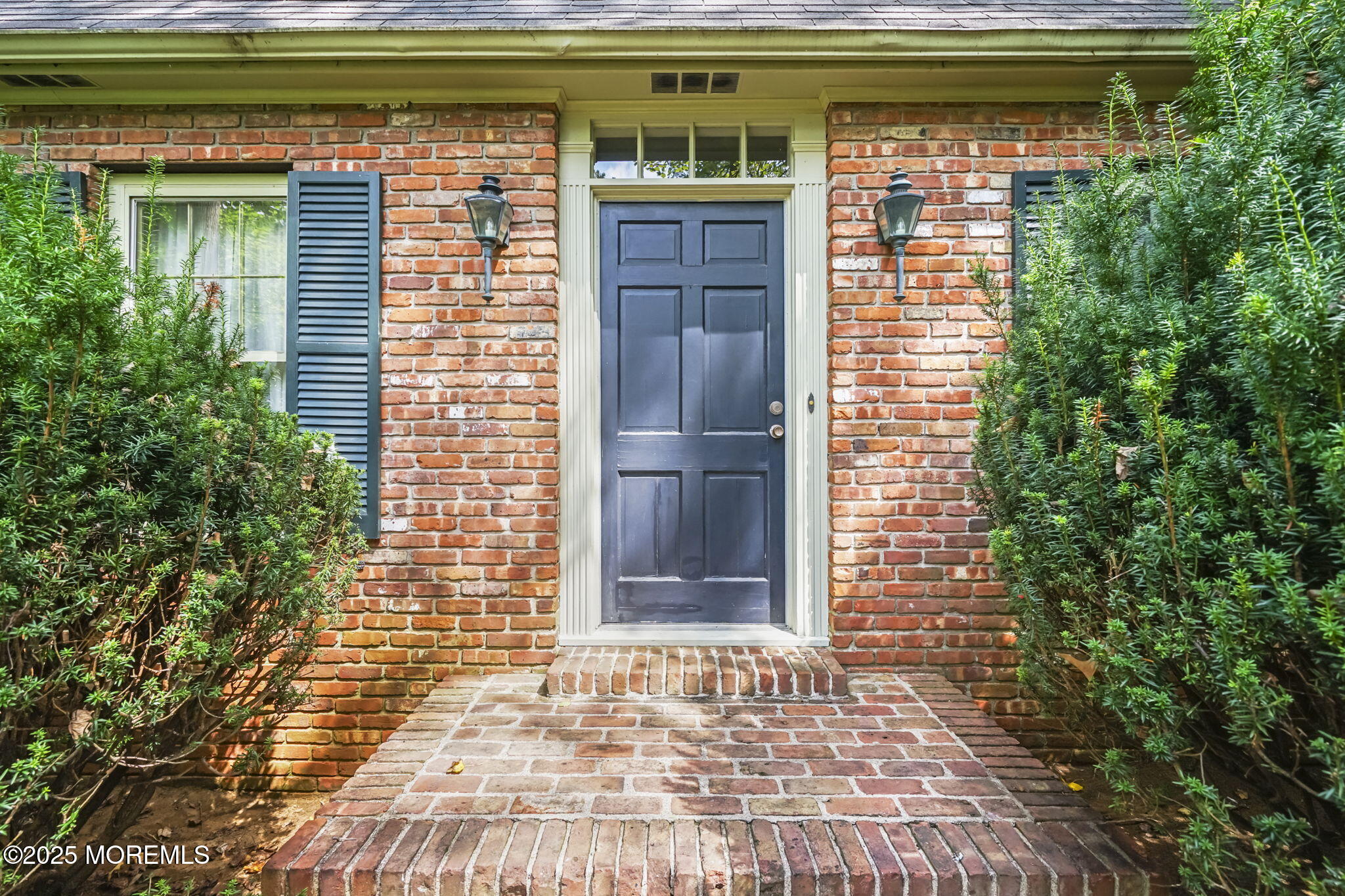 30 Rustic Terrace