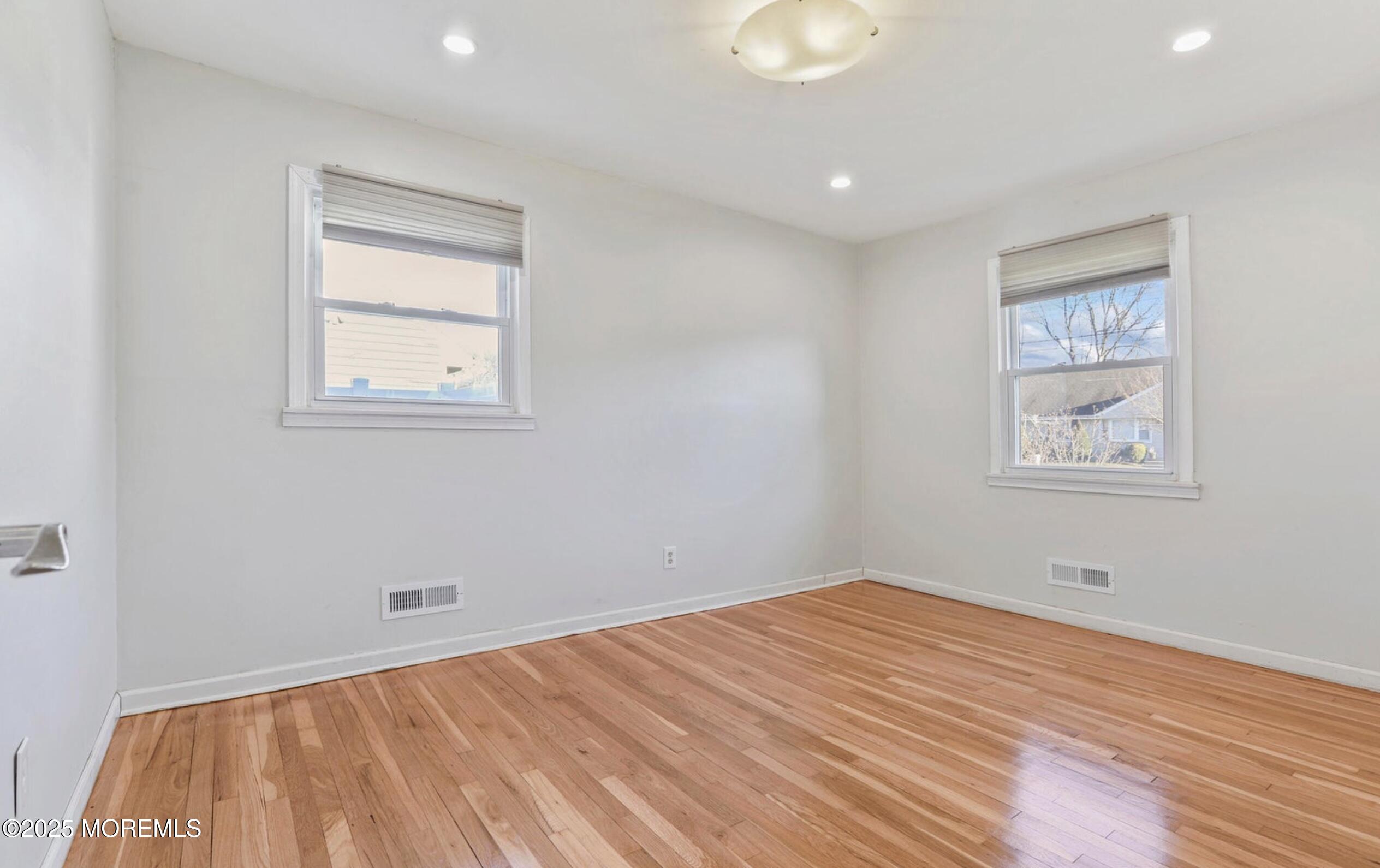 9 Arbor Way
