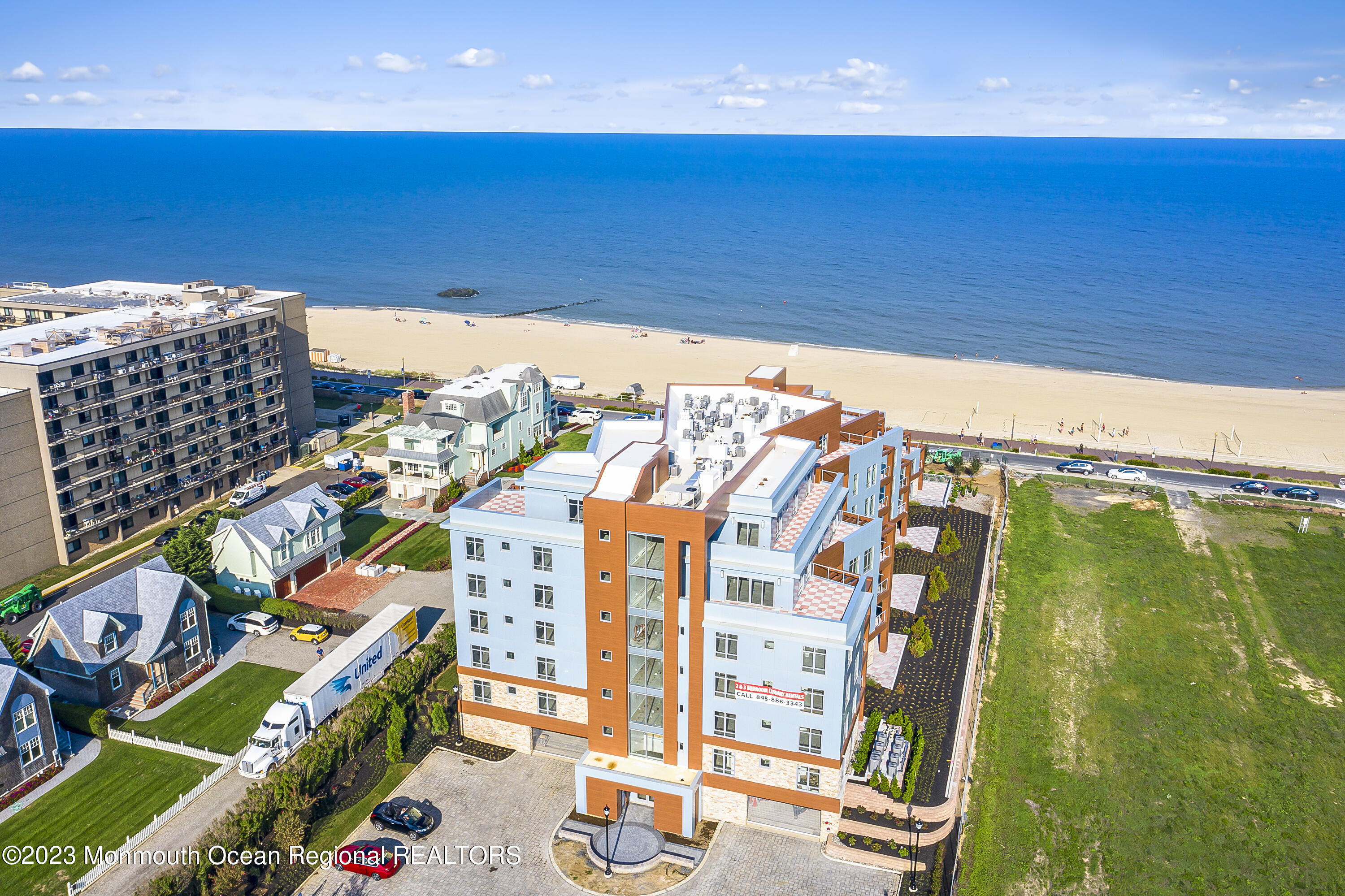 345 Ocean Boulevard, 101