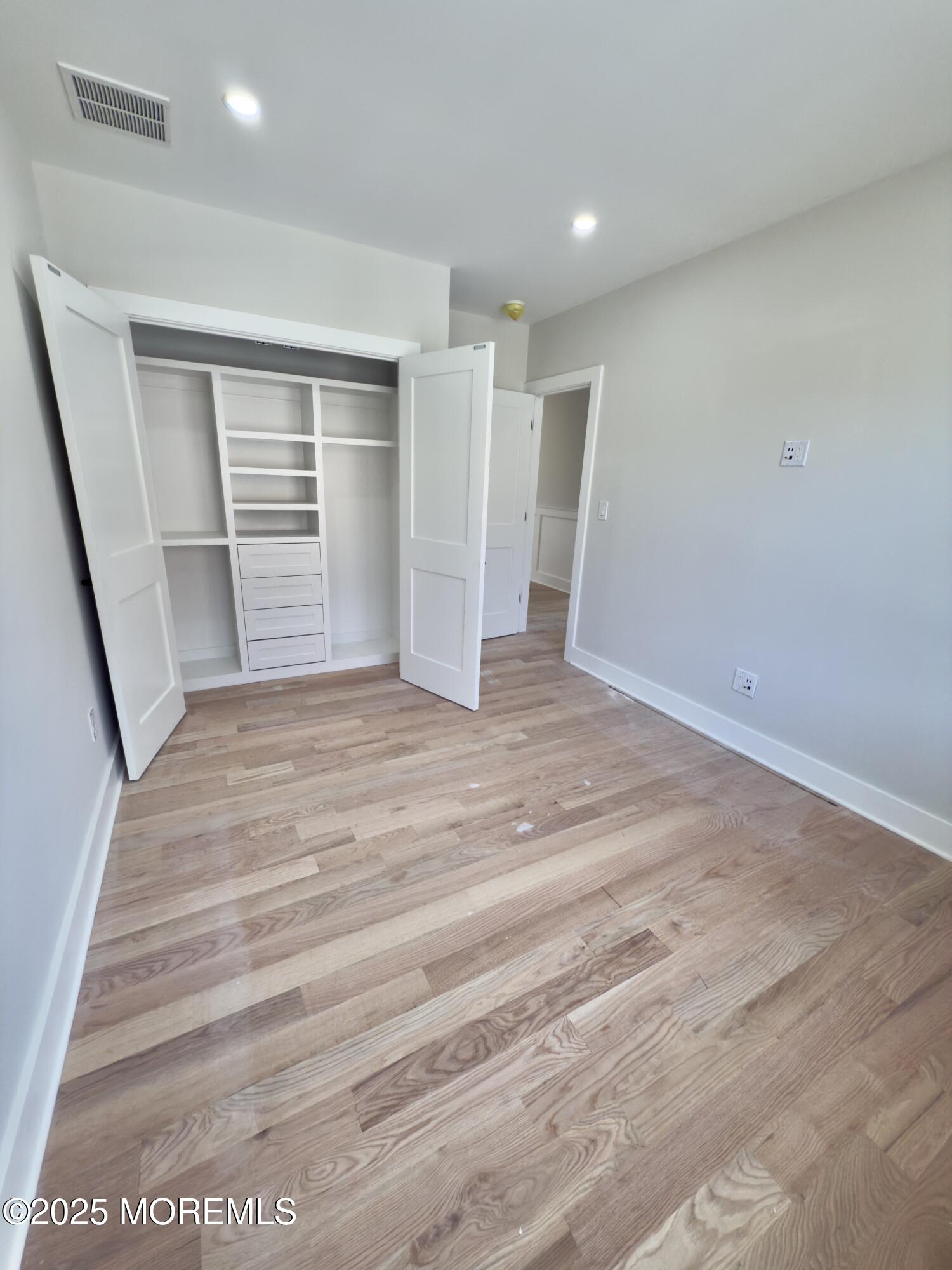 211 Rockwell Avenue