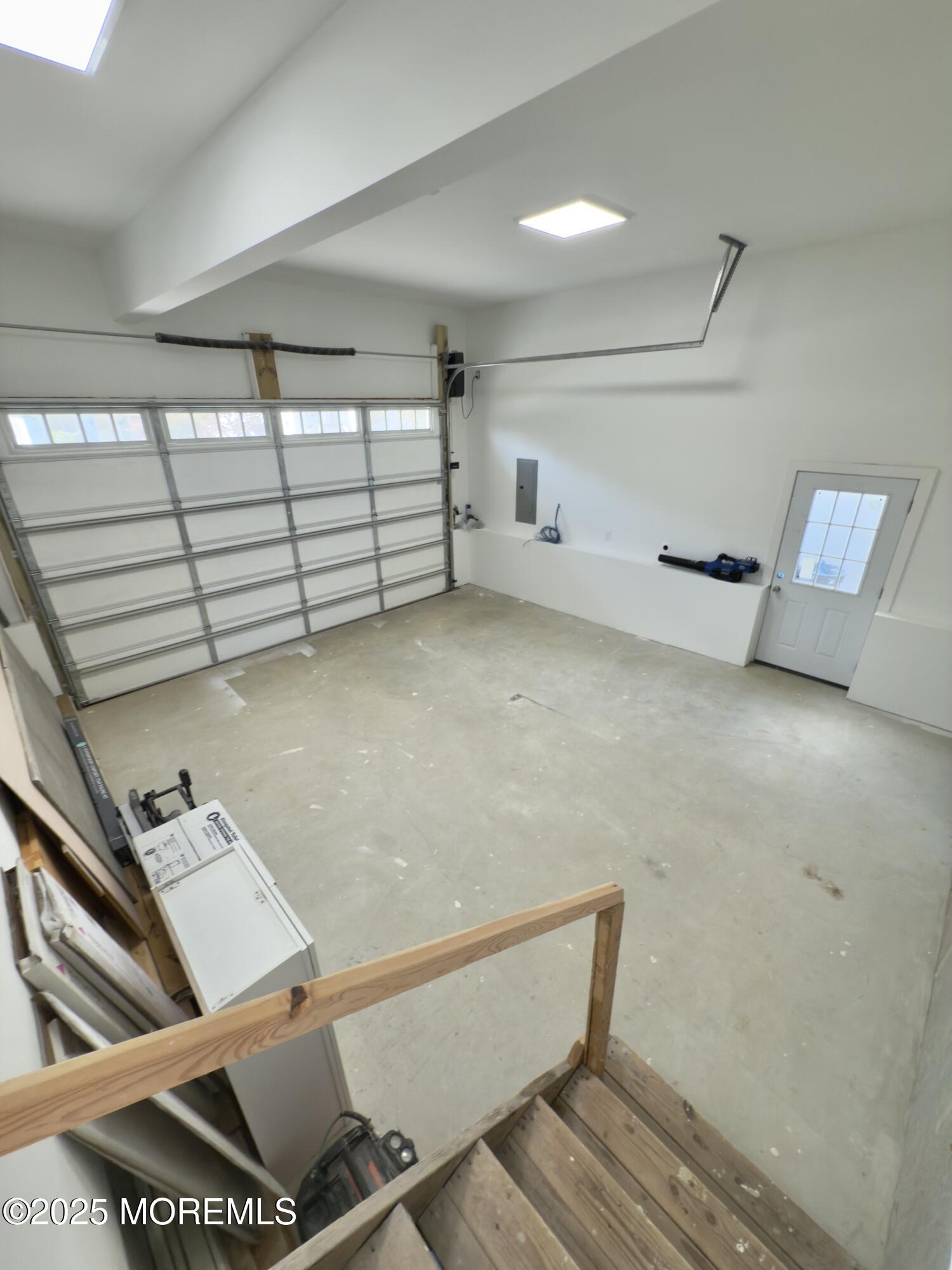 211 Rockwell Avenue