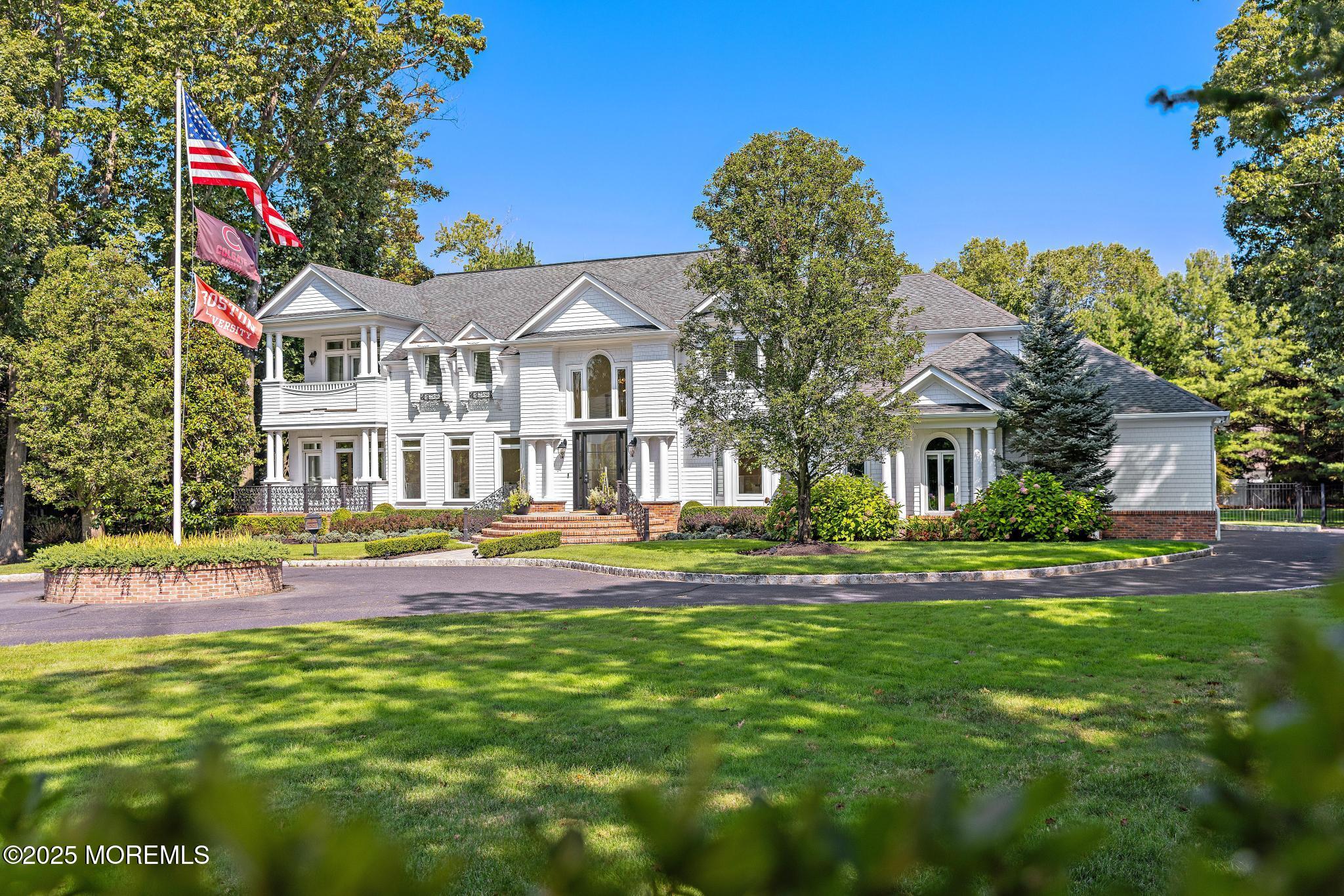129 Avenue Of Two Rivers