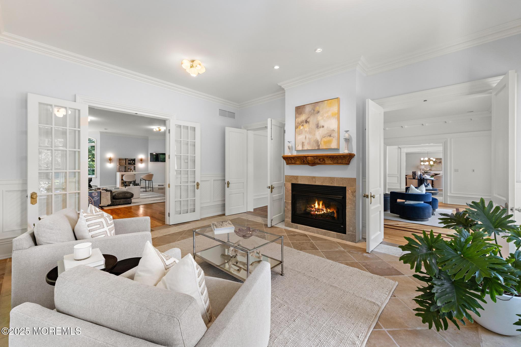 129 Avenue Of Two Rivers