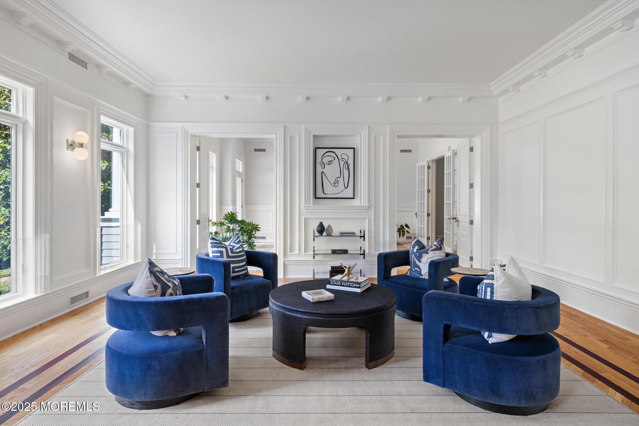 129 Avenue Of Two Rivers