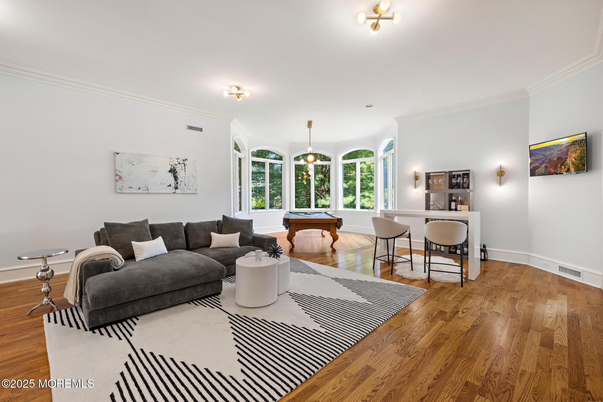 129 Avenue Of Two Rivers