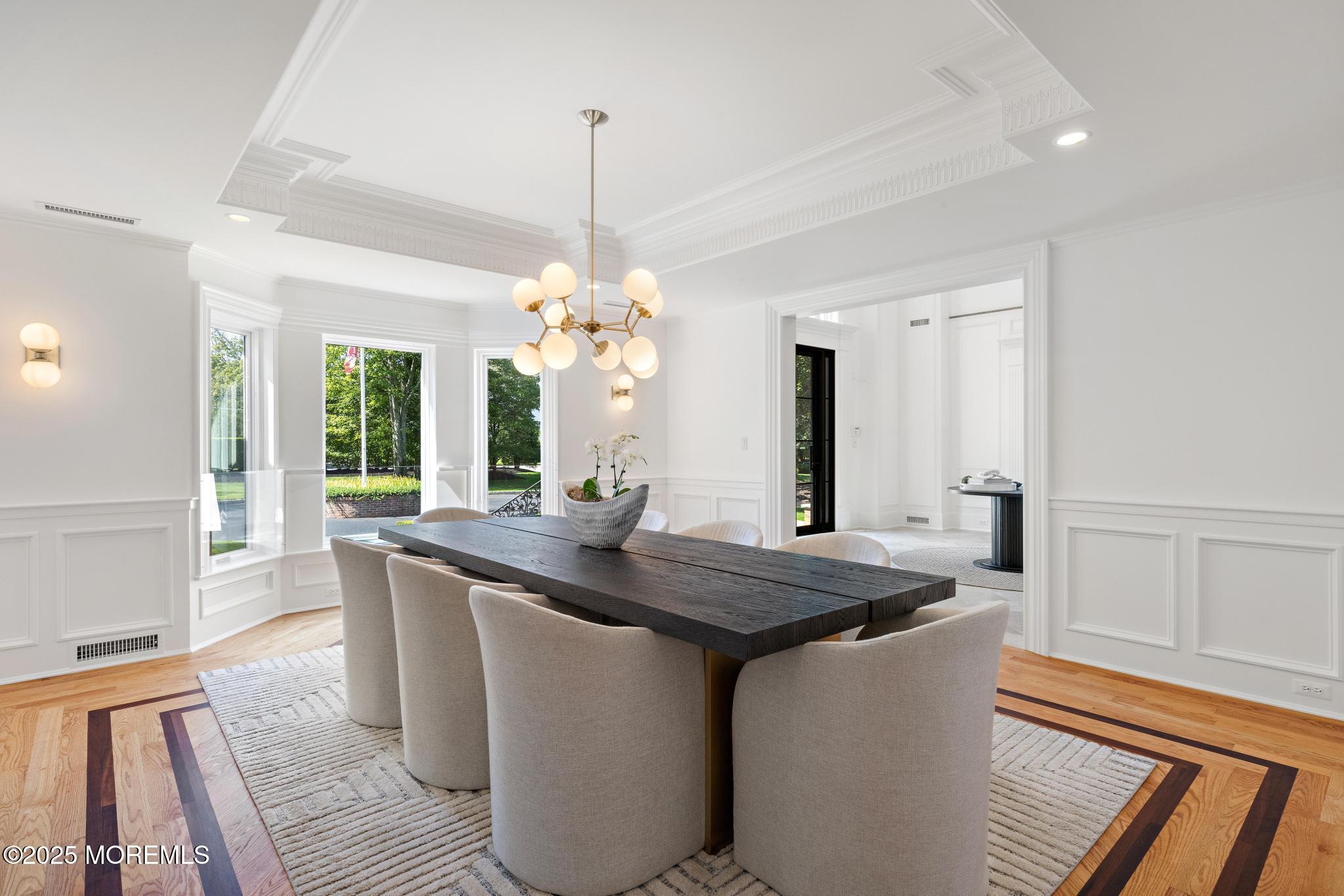 129 Avenue Of Two Rivers