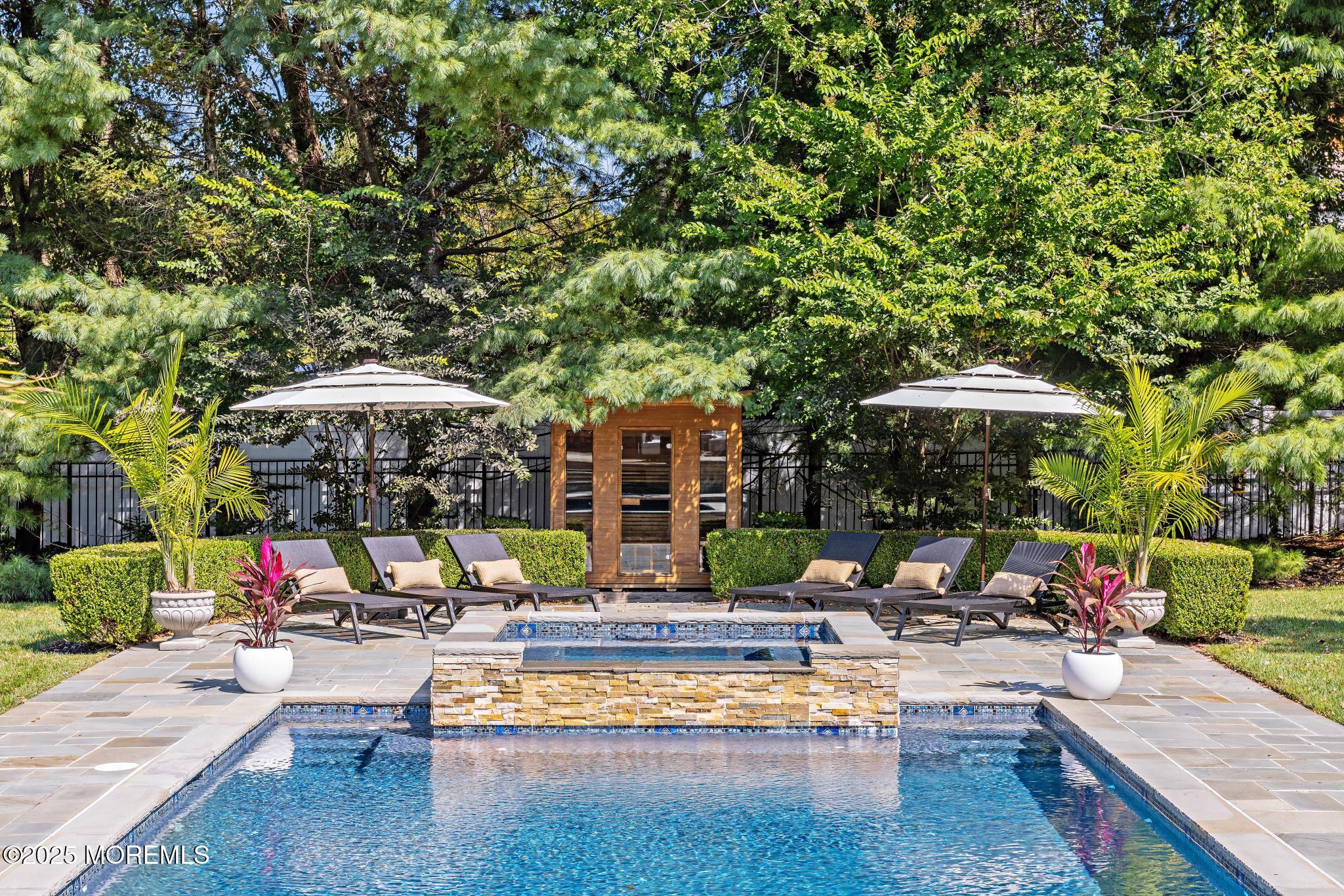 129 Avenue Of Two Rivers