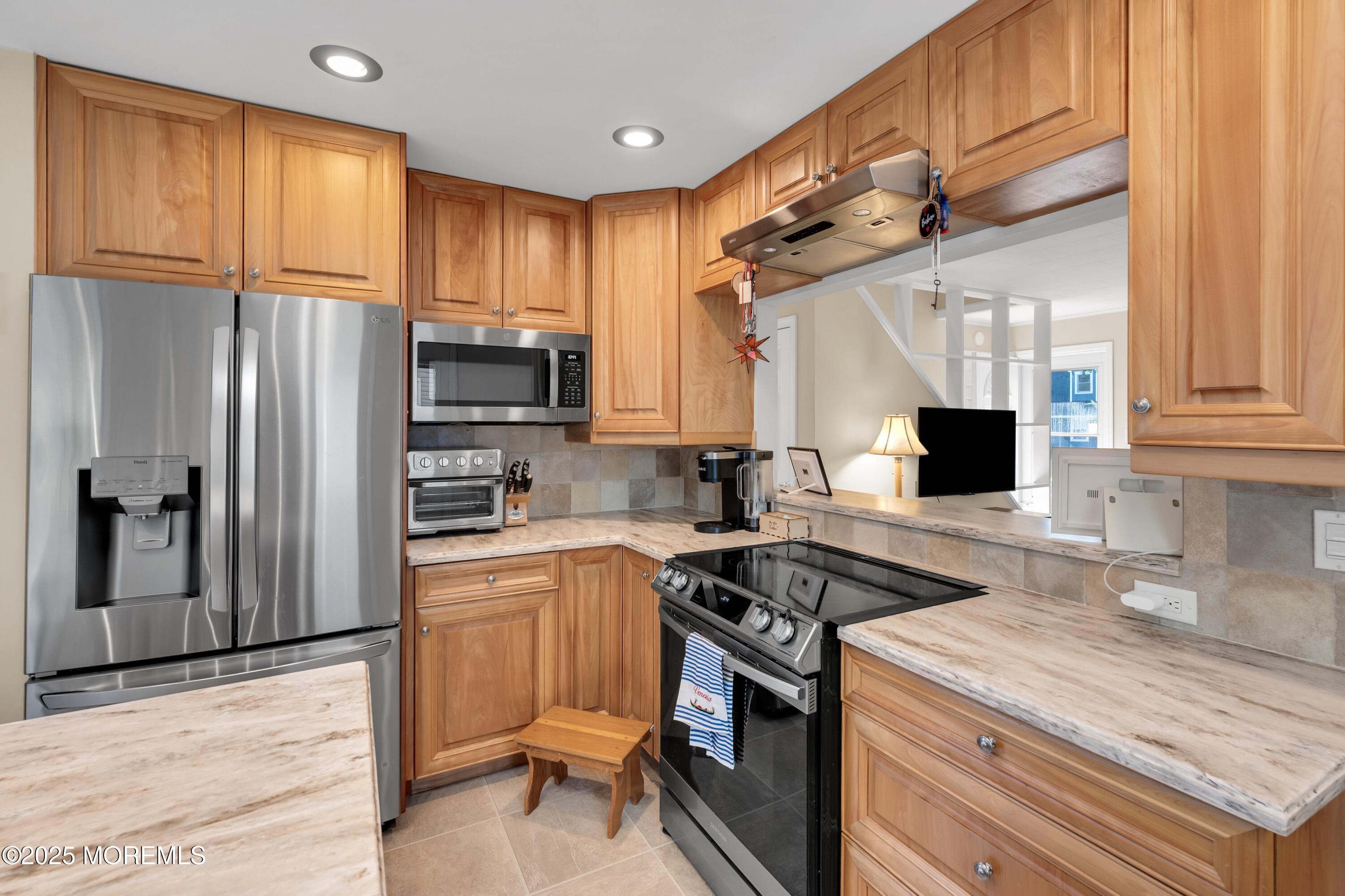 15 Hillside Street, Red Bank