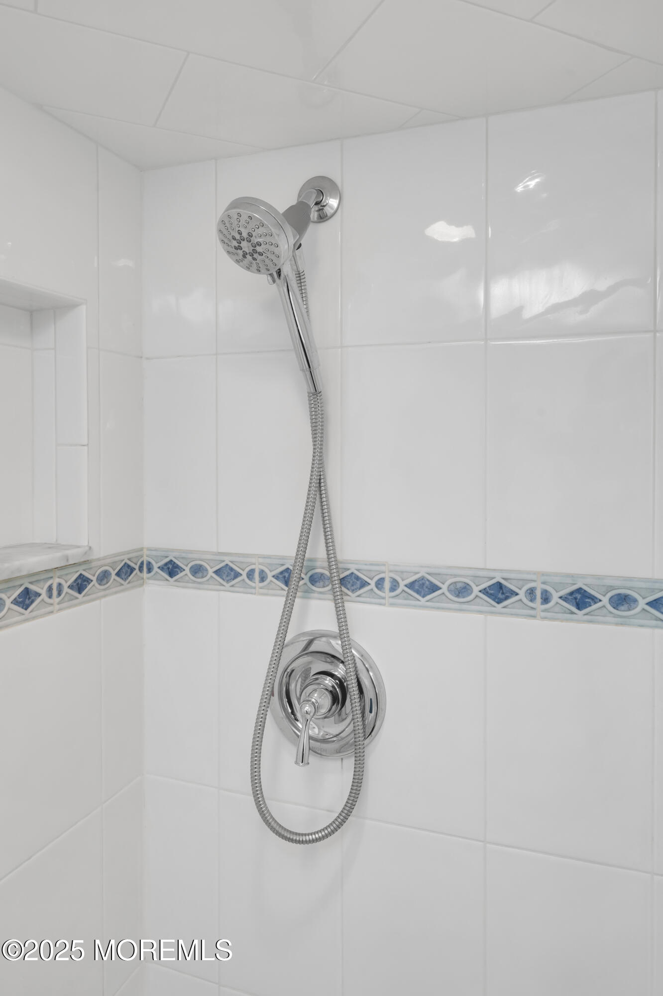 15 Hillside Street, Red Bank