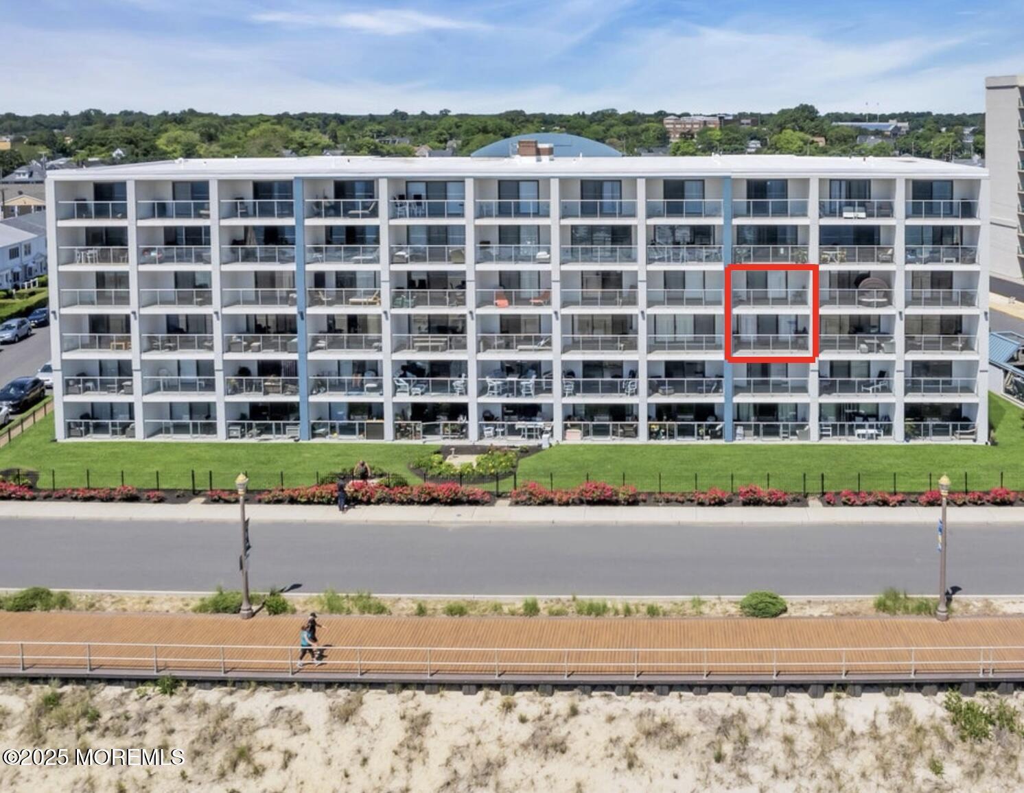 510 Ocean Avenue, 14