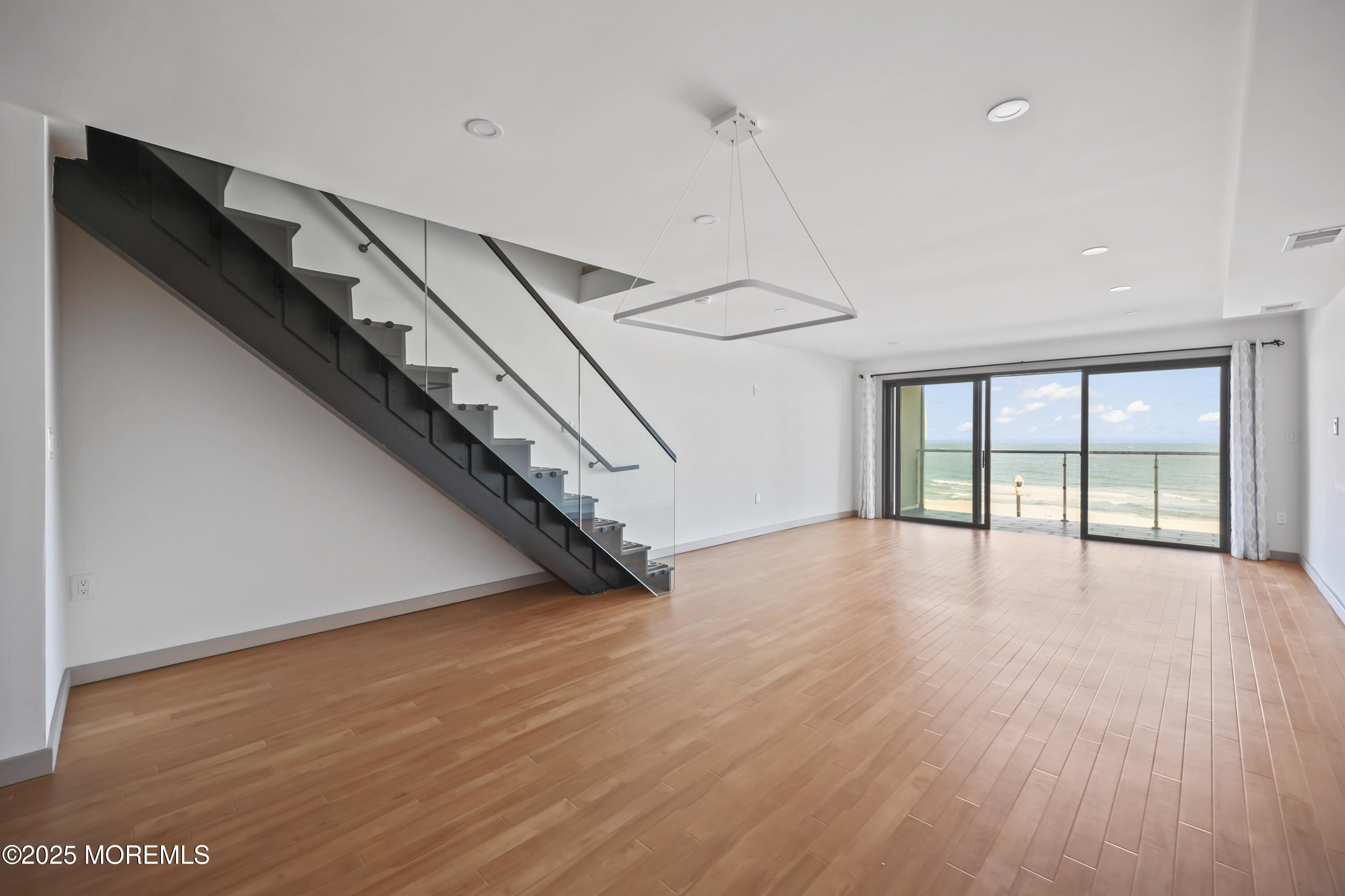 510 Ocean Avenue, 14