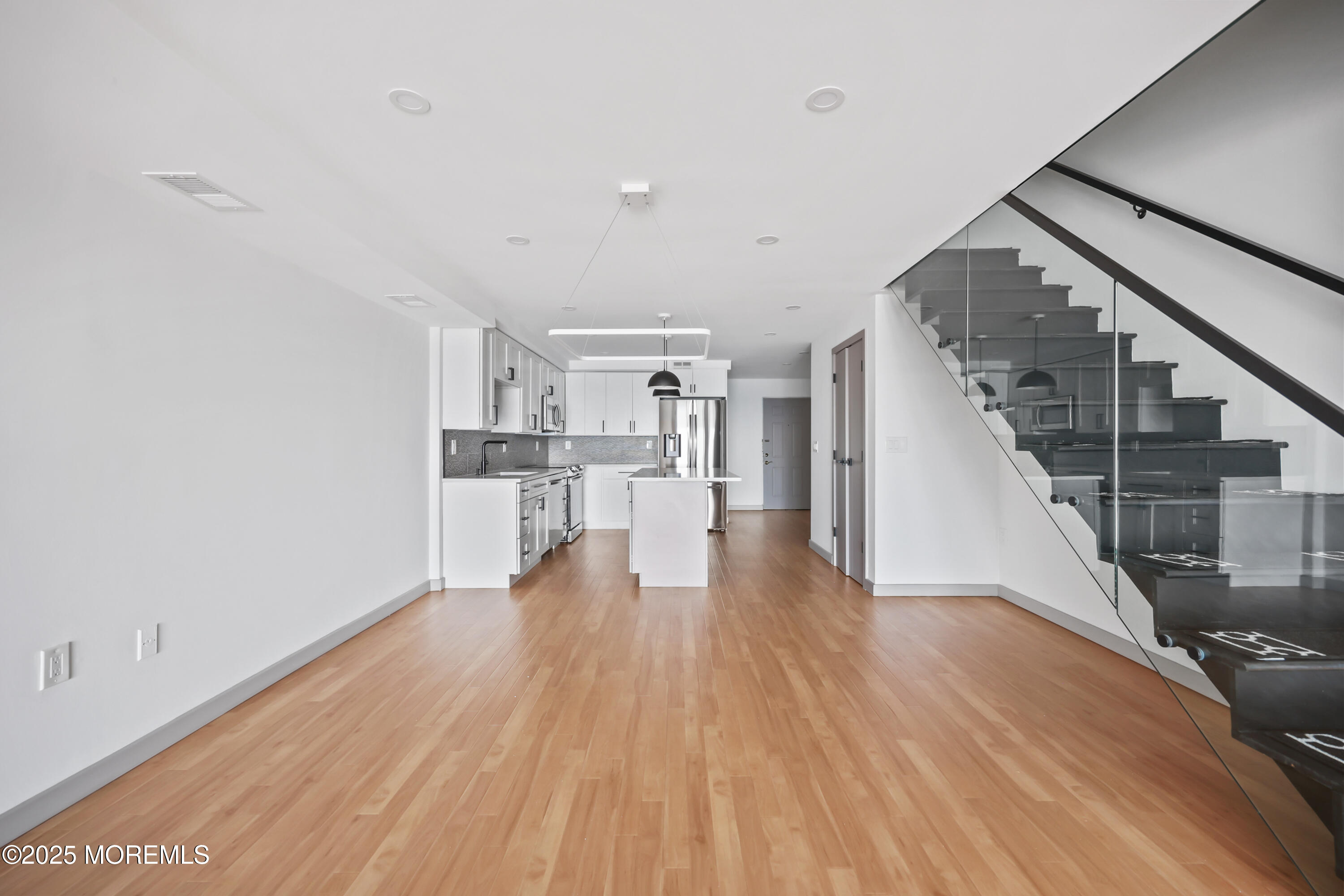 510 Ocean Avenue, 14