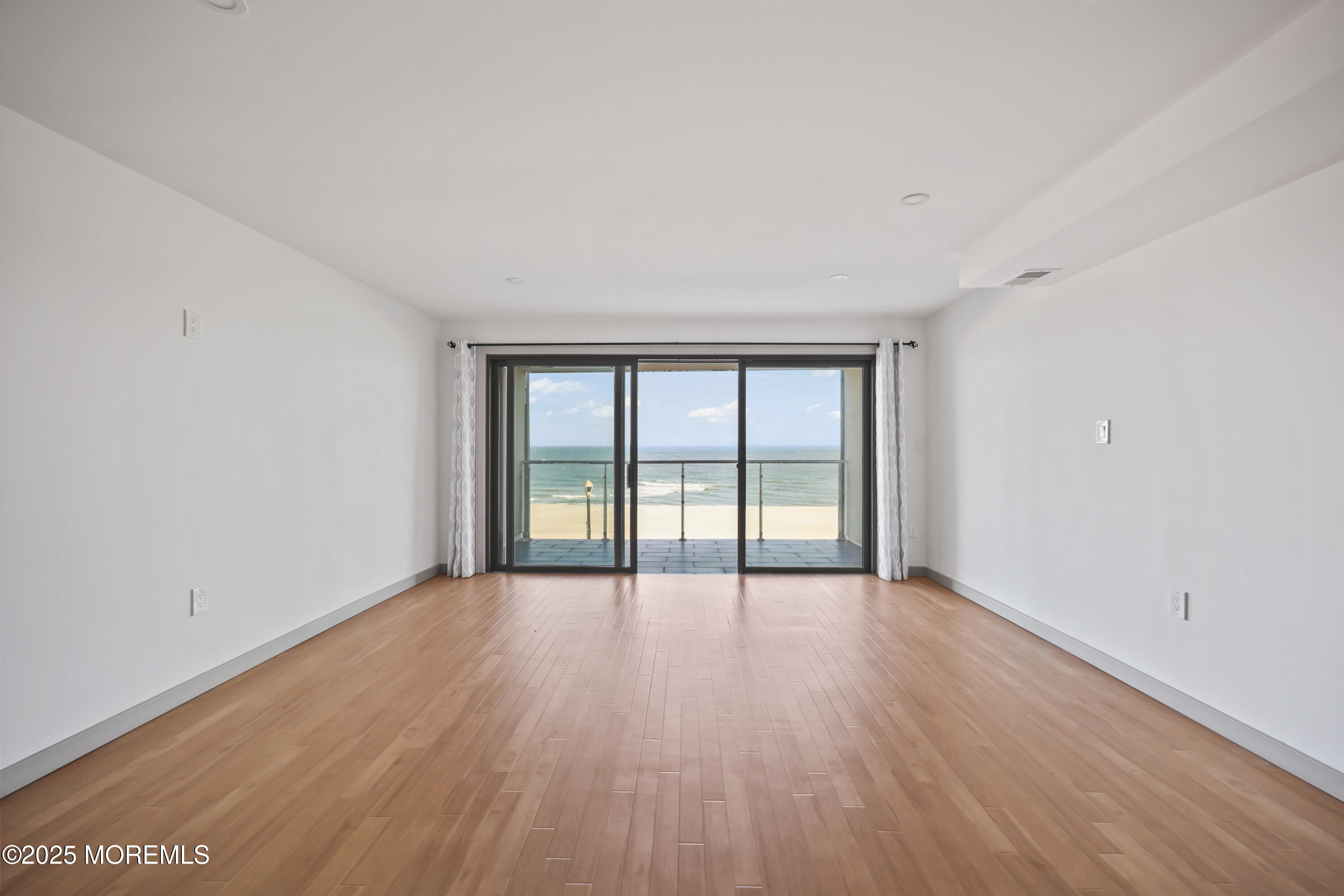 510 Ocean Avenue, 14