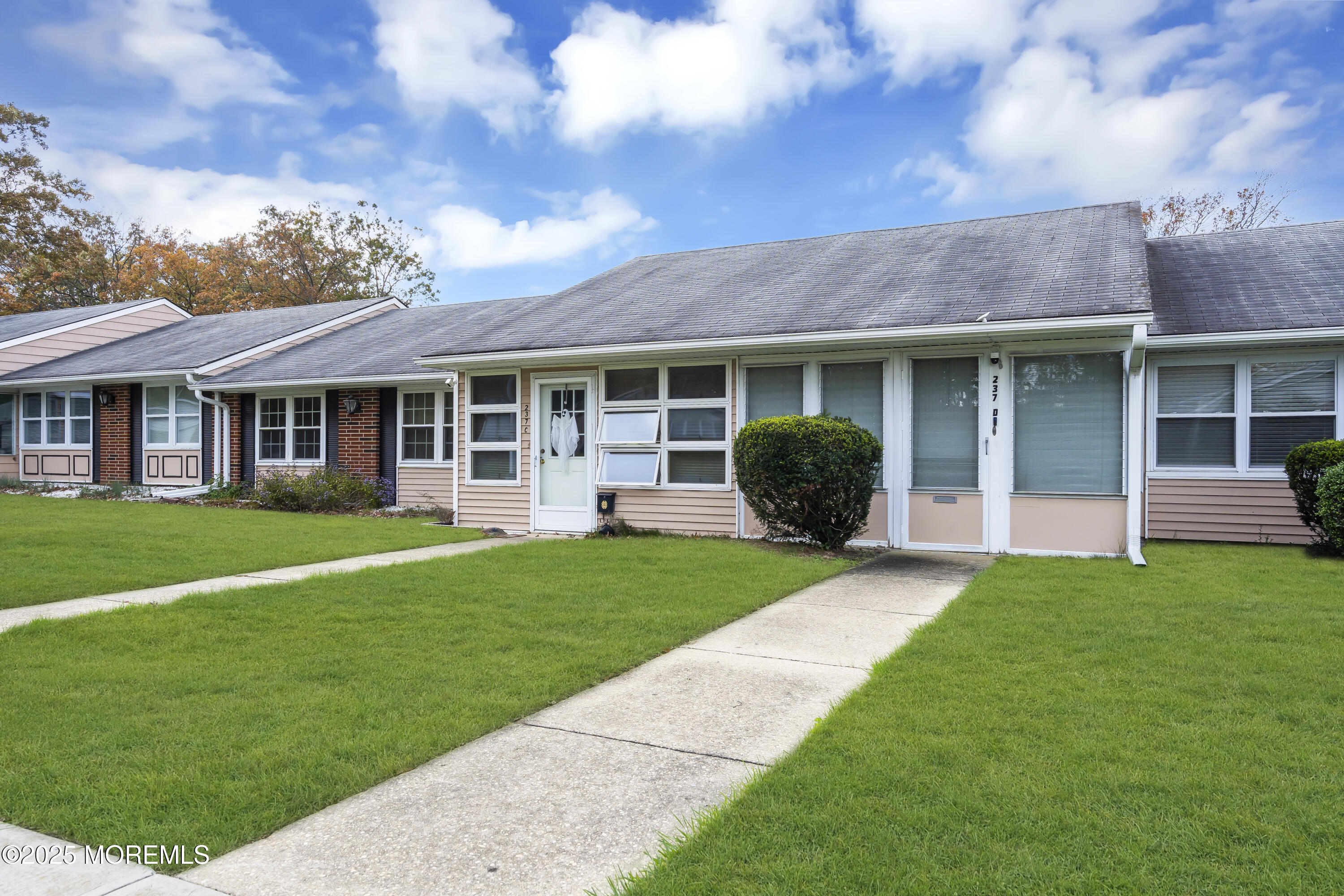 237 Huntington Drive, C