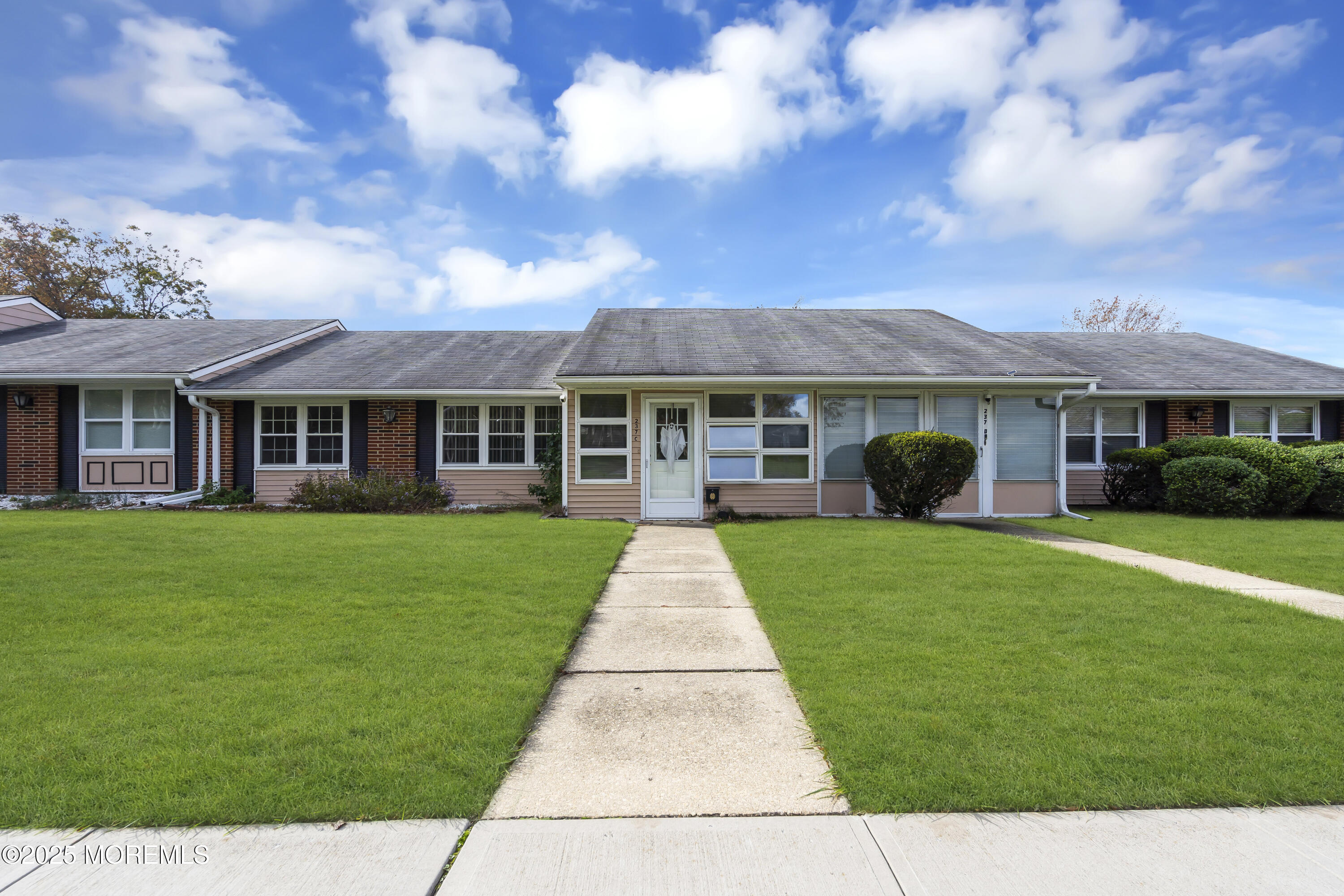 237 Huntington Drive, C