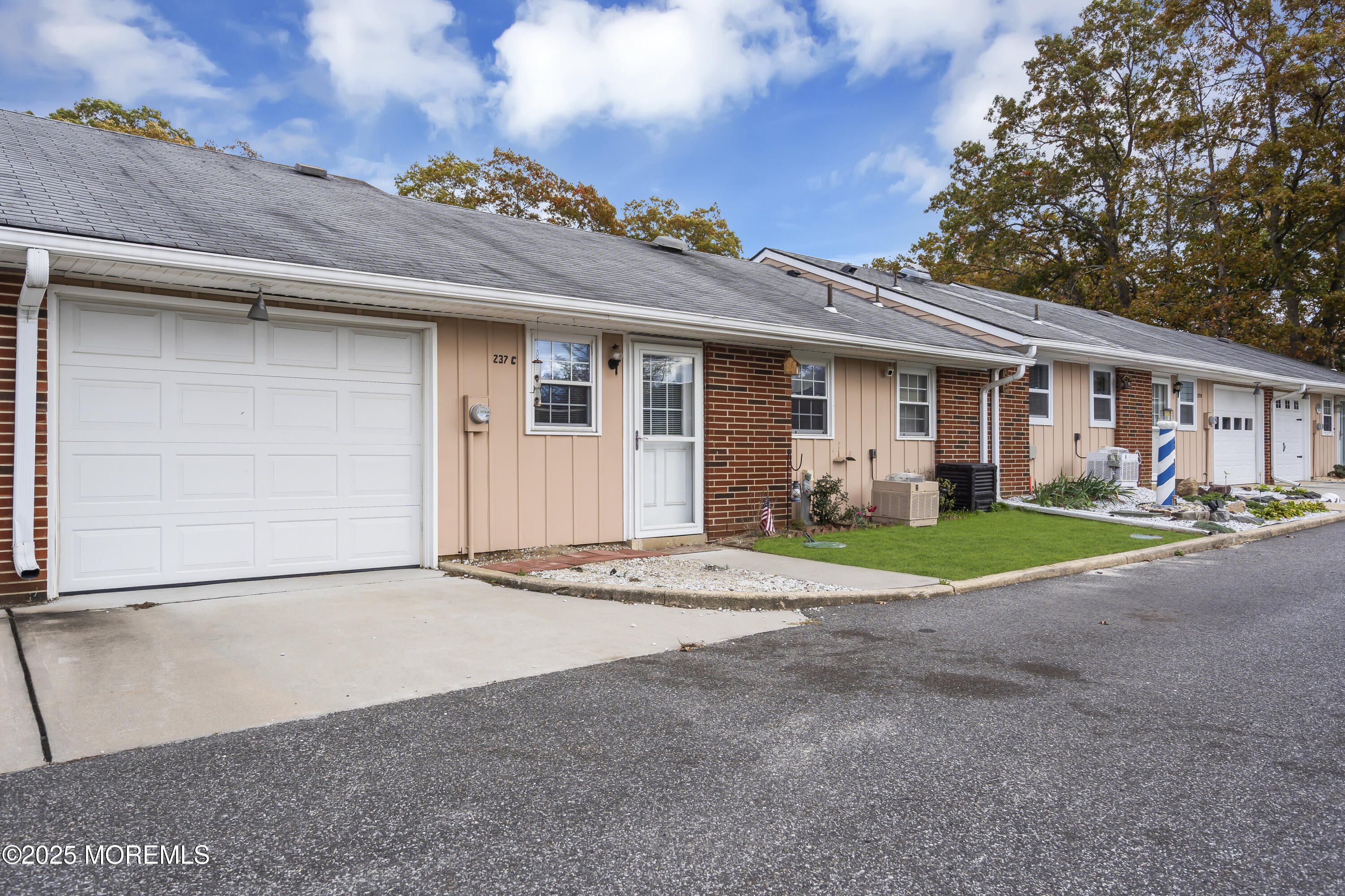 237 Huntington Drive, C