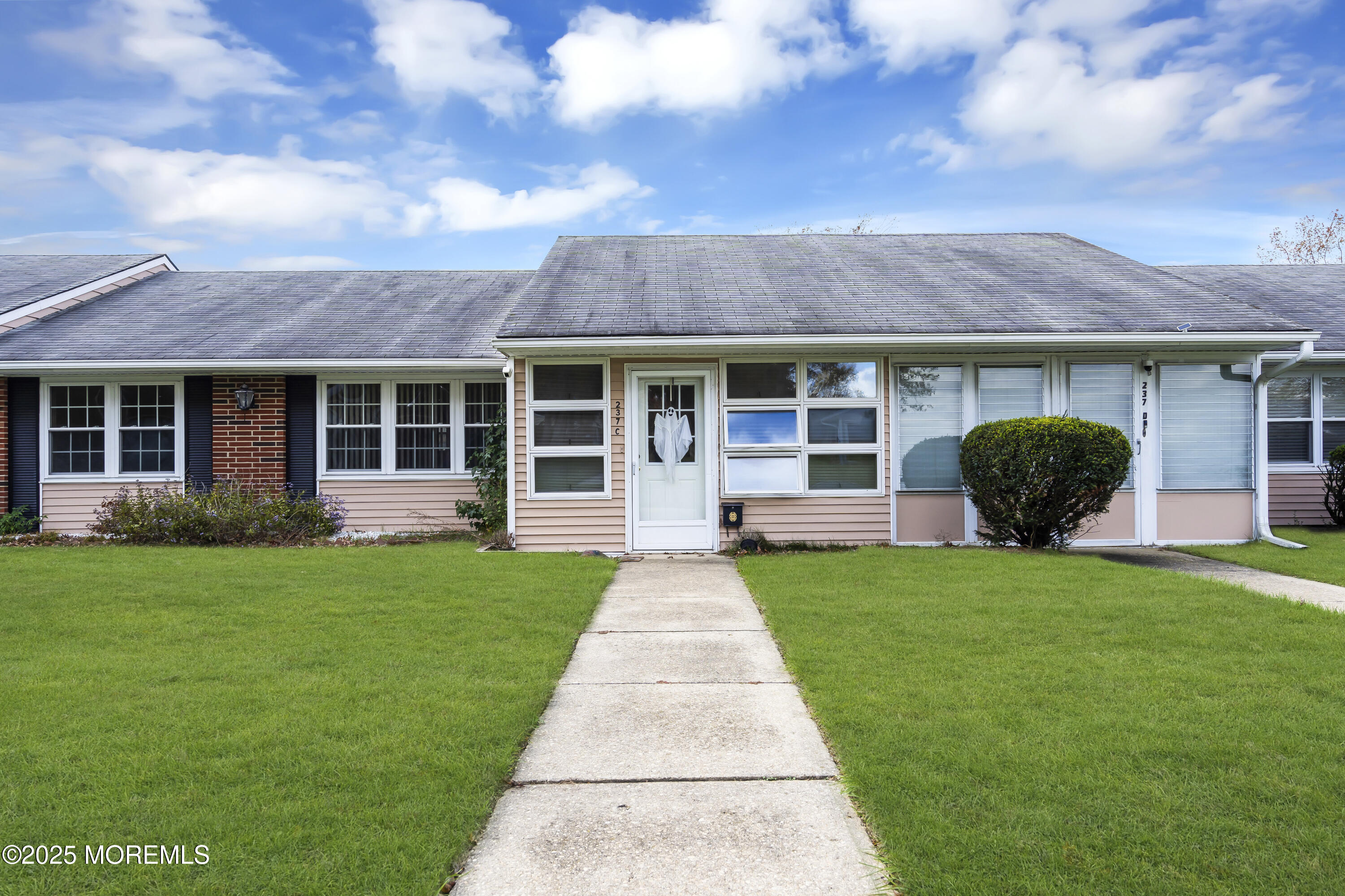 237 Huntington Drive, C