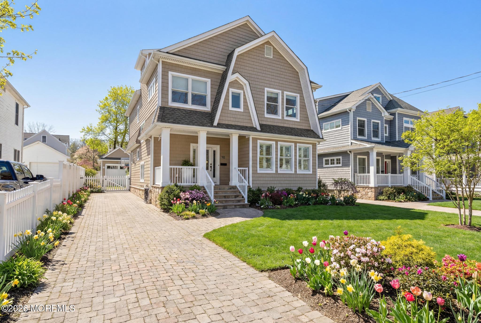 90 Washington Street