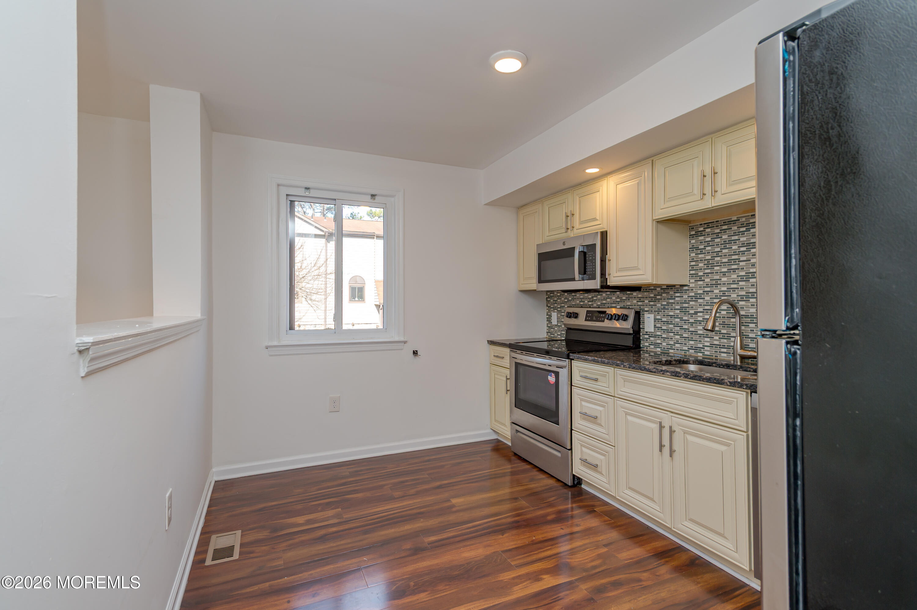 608 Alpine Trail