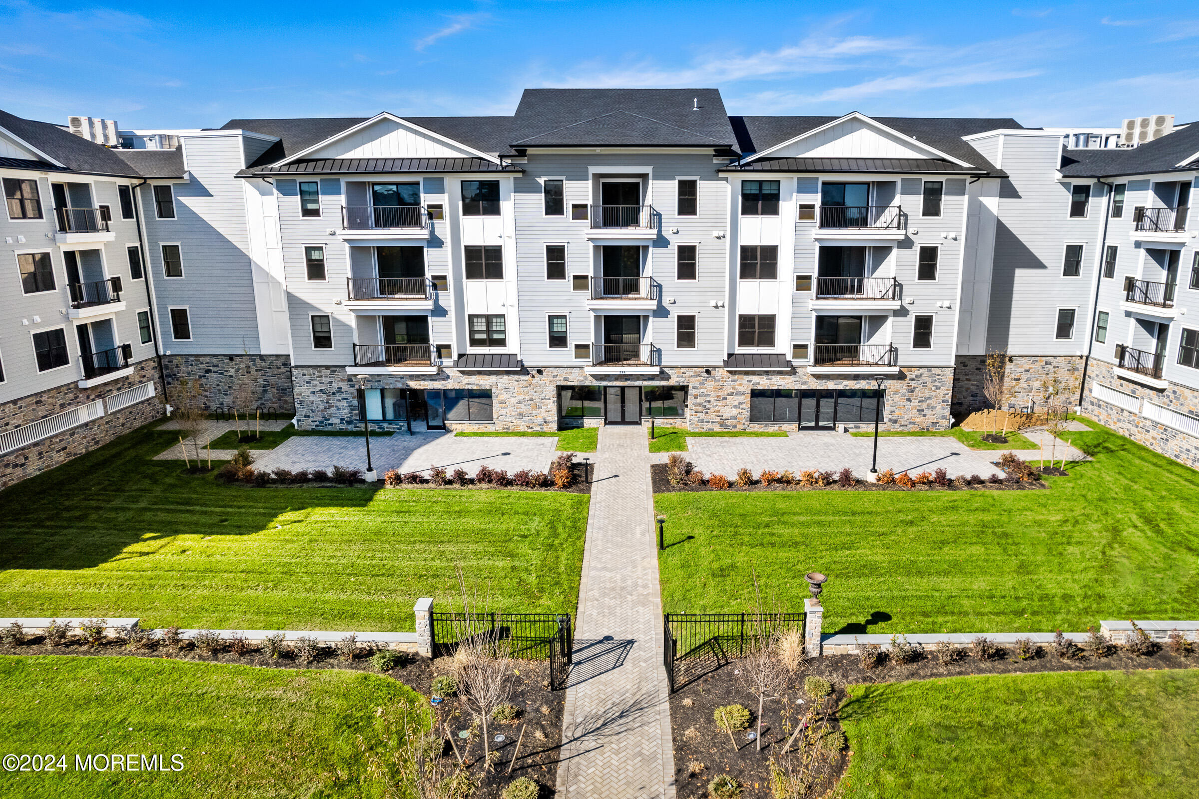 298 Westwood Avenue 205