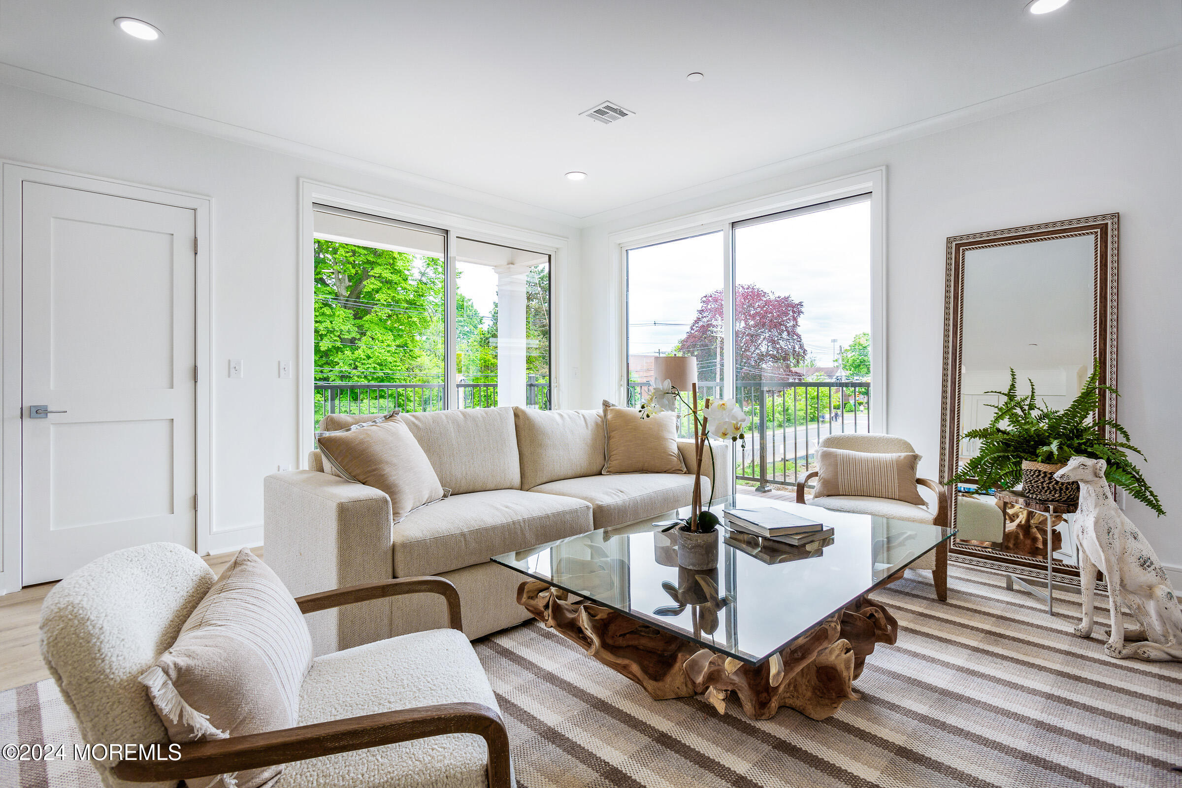 298 Westwood Avenue 405